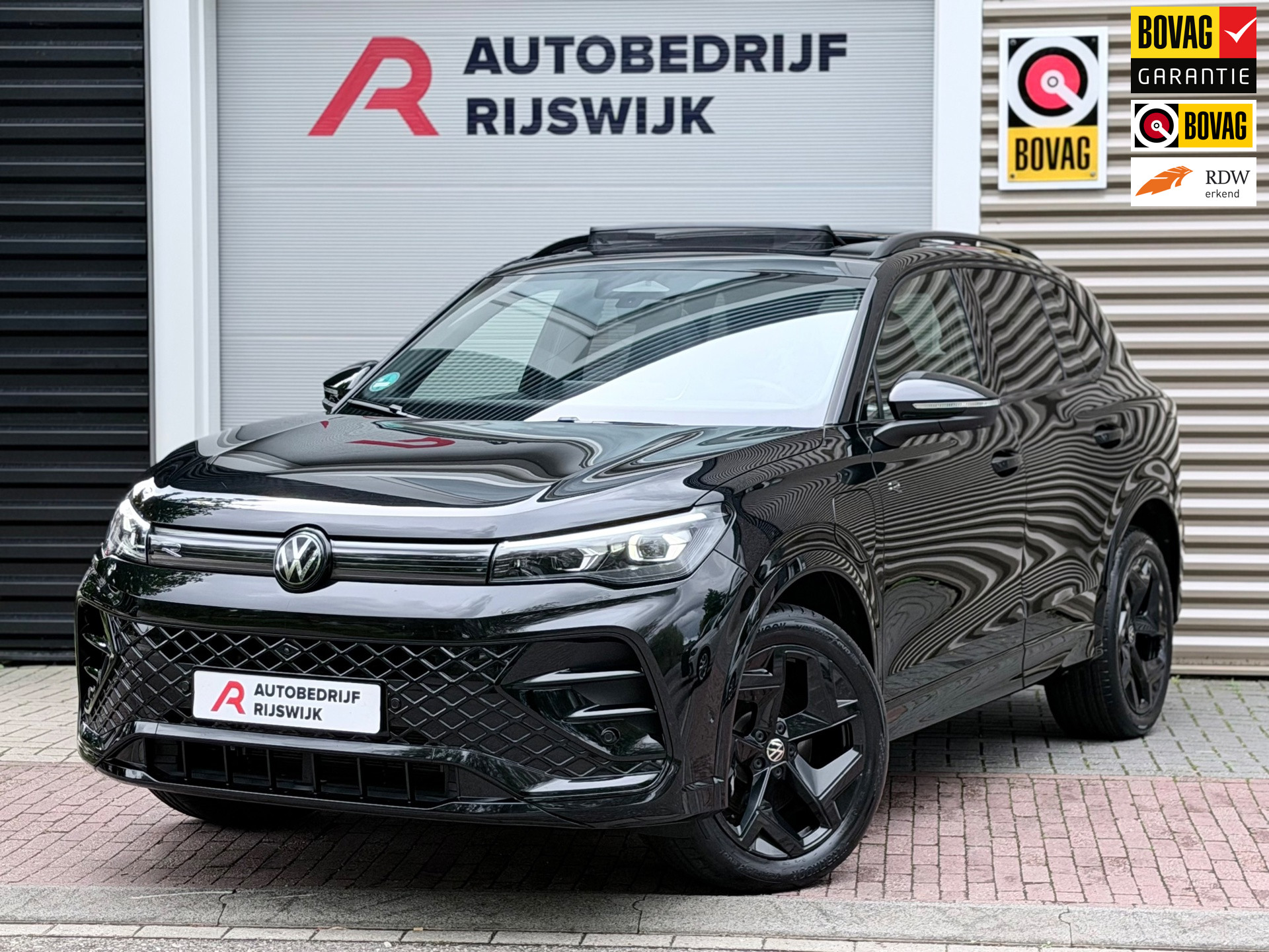 Volkswagen Tiguan 1.5 eHybrid R-Line Pano/360/Massage 2025 - voorkant