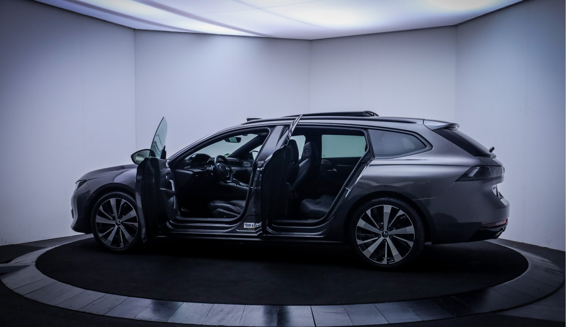 Foto van Peugeot 508 SW