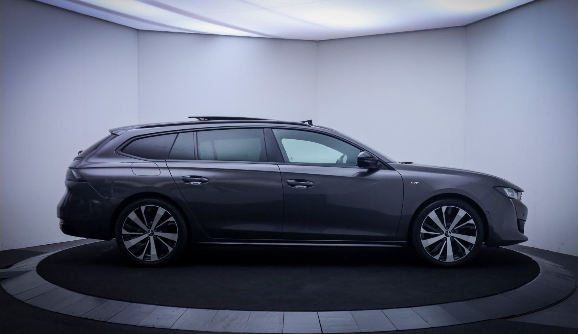 Foto van Peugeot 508 SW