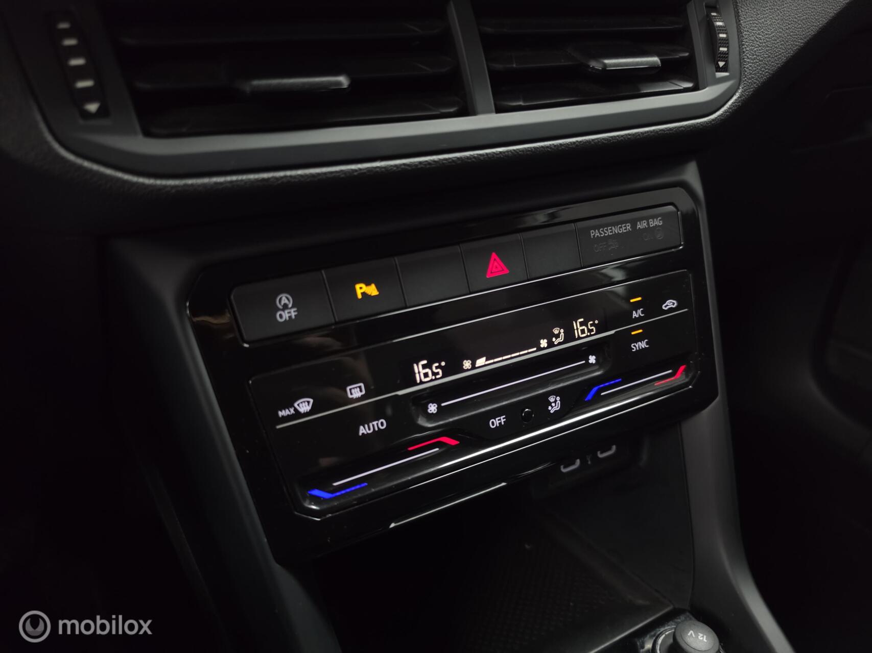 Foto van Volkswagen T-cross