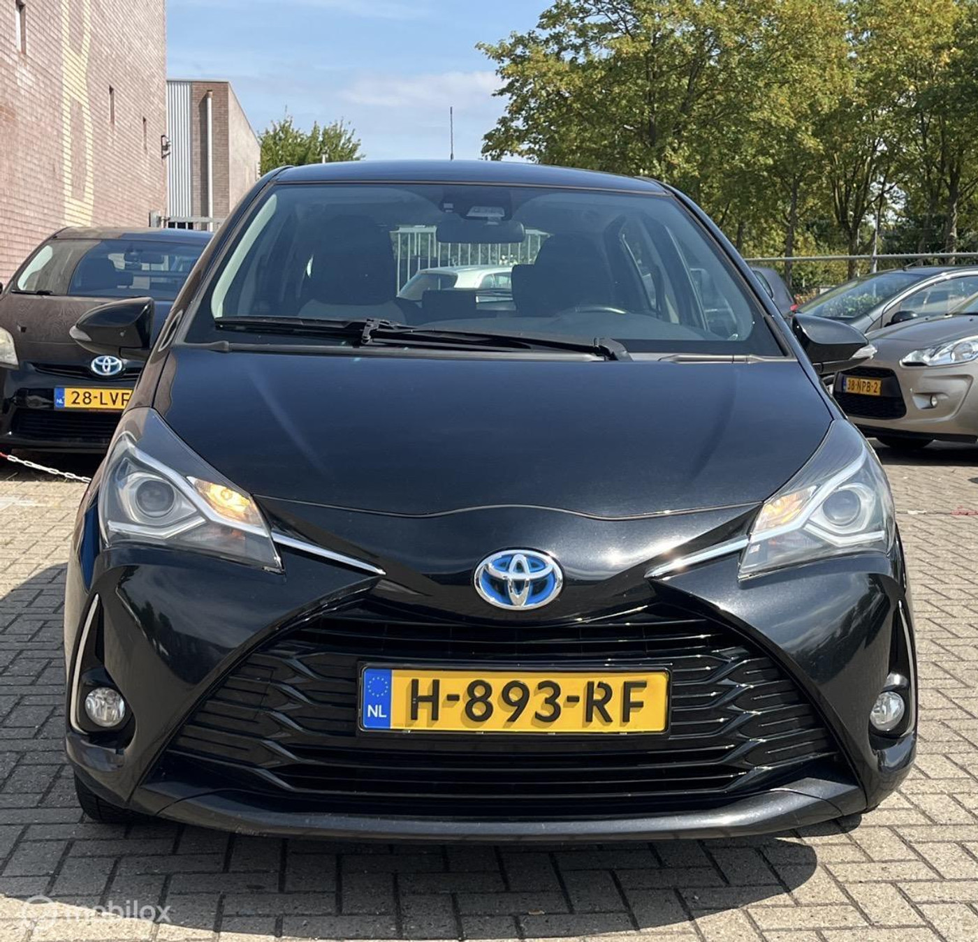 Foto van Toyota Toyota Yaris Hybrid