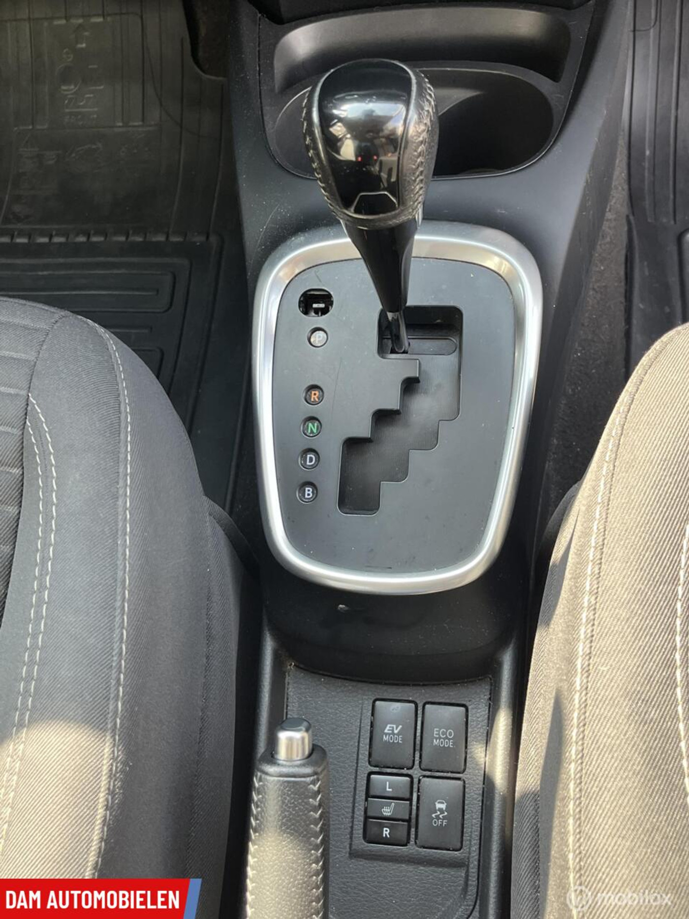 Foto van Toyota Toyota Yaris Hybrid