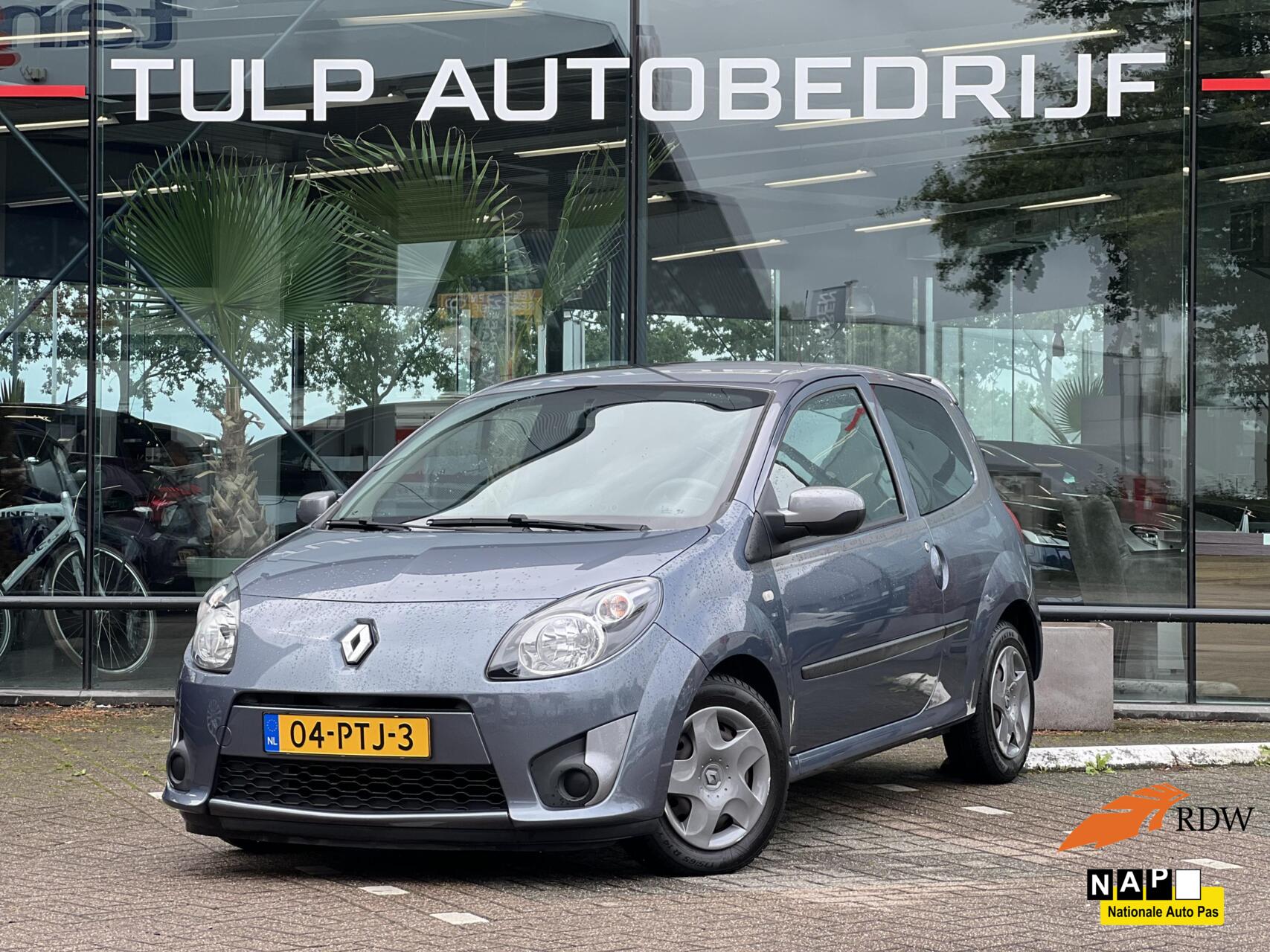 Renault Twingo 1.2-16V Collection Airco AllSeason banden NAP 2011 - voorkant