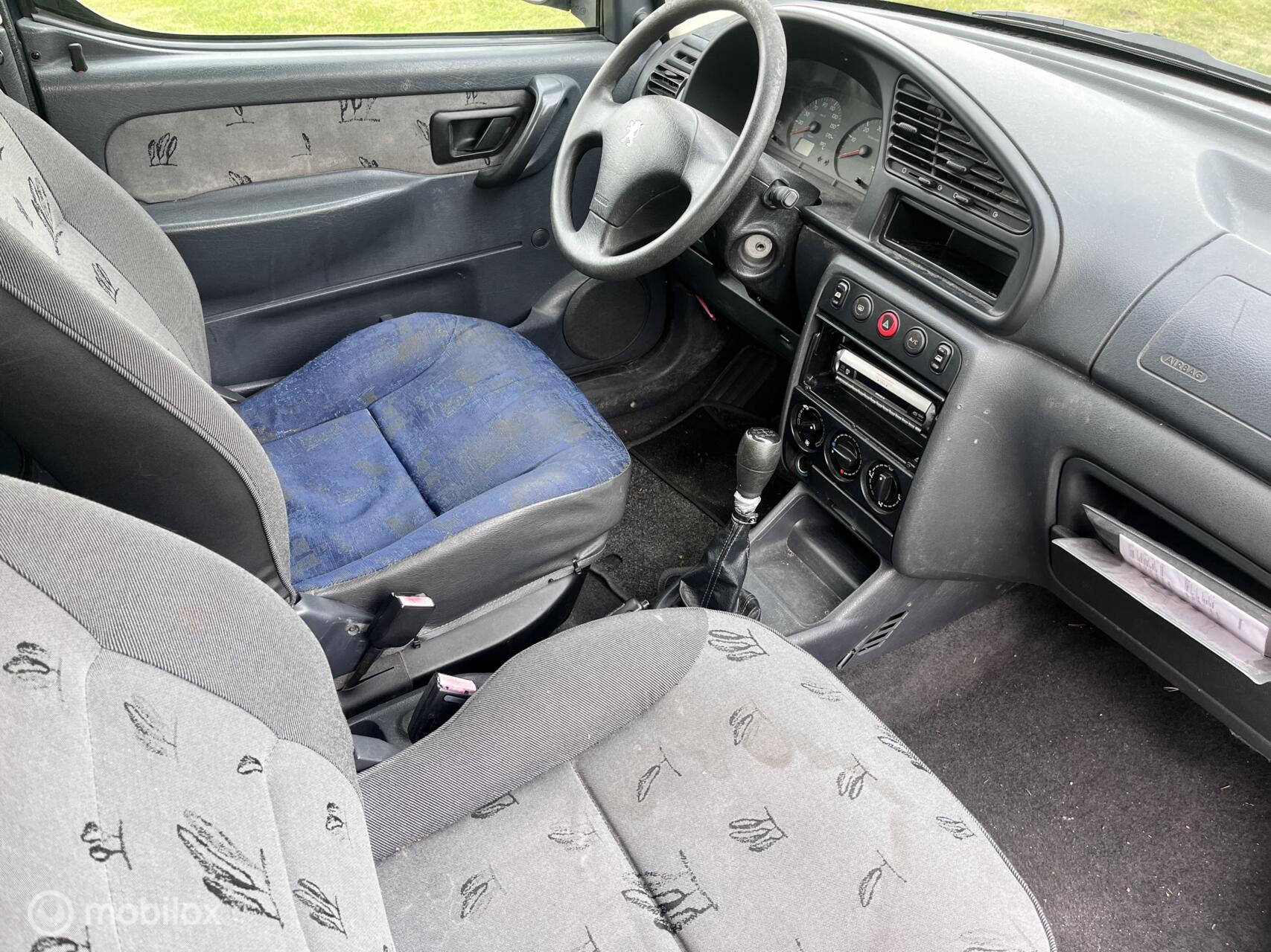 Foto van Peugeot Partner