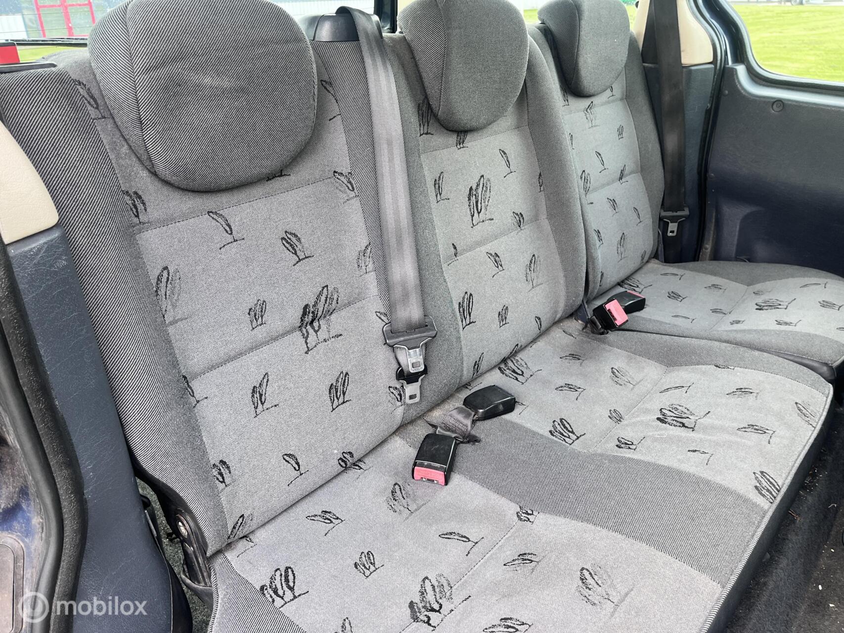 Foto van Peugeot Partner