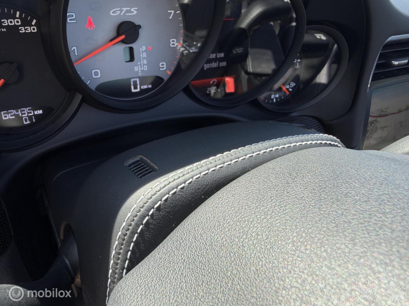 Foto van Porsche 911 Targa 4 GTS