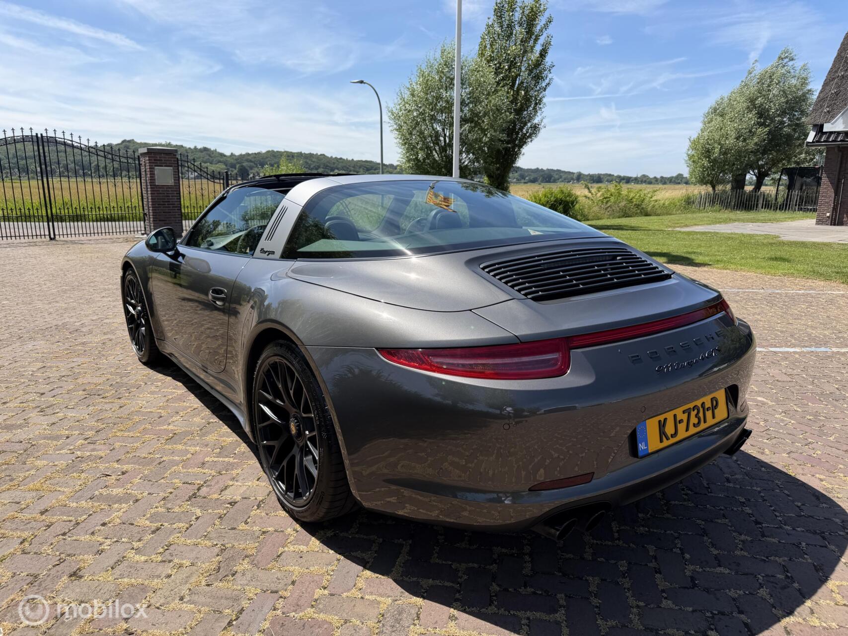 Foto van Porsche 911 Targa 4 GTS