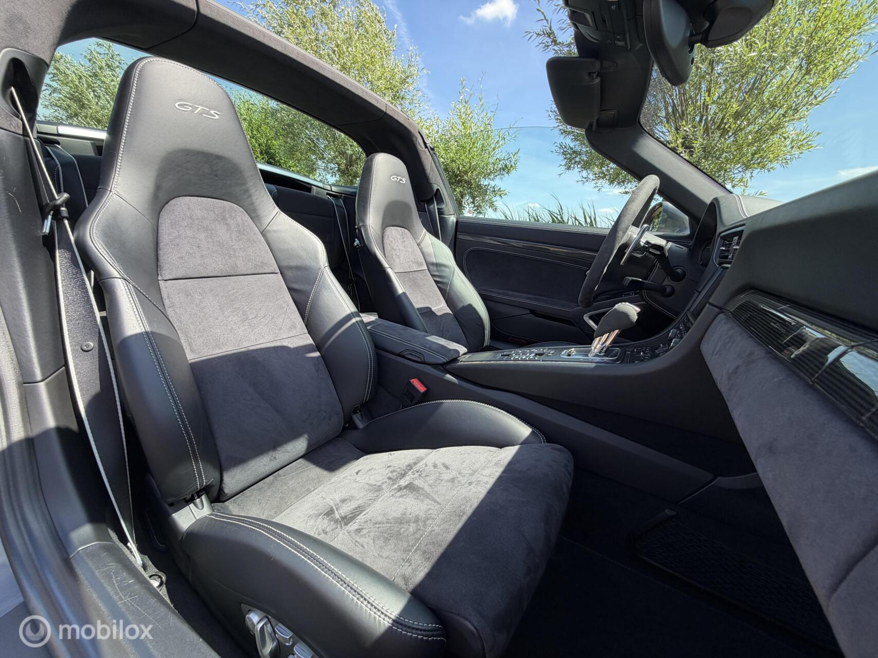 Foto van Porsche 911 Targa 4 GTS