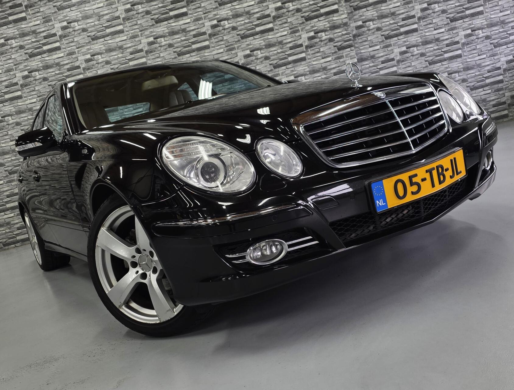 Foto van Mercedes-Benz E 280