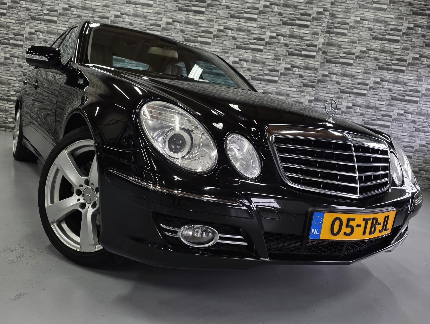 Foto van Mercedes-Benz E 280