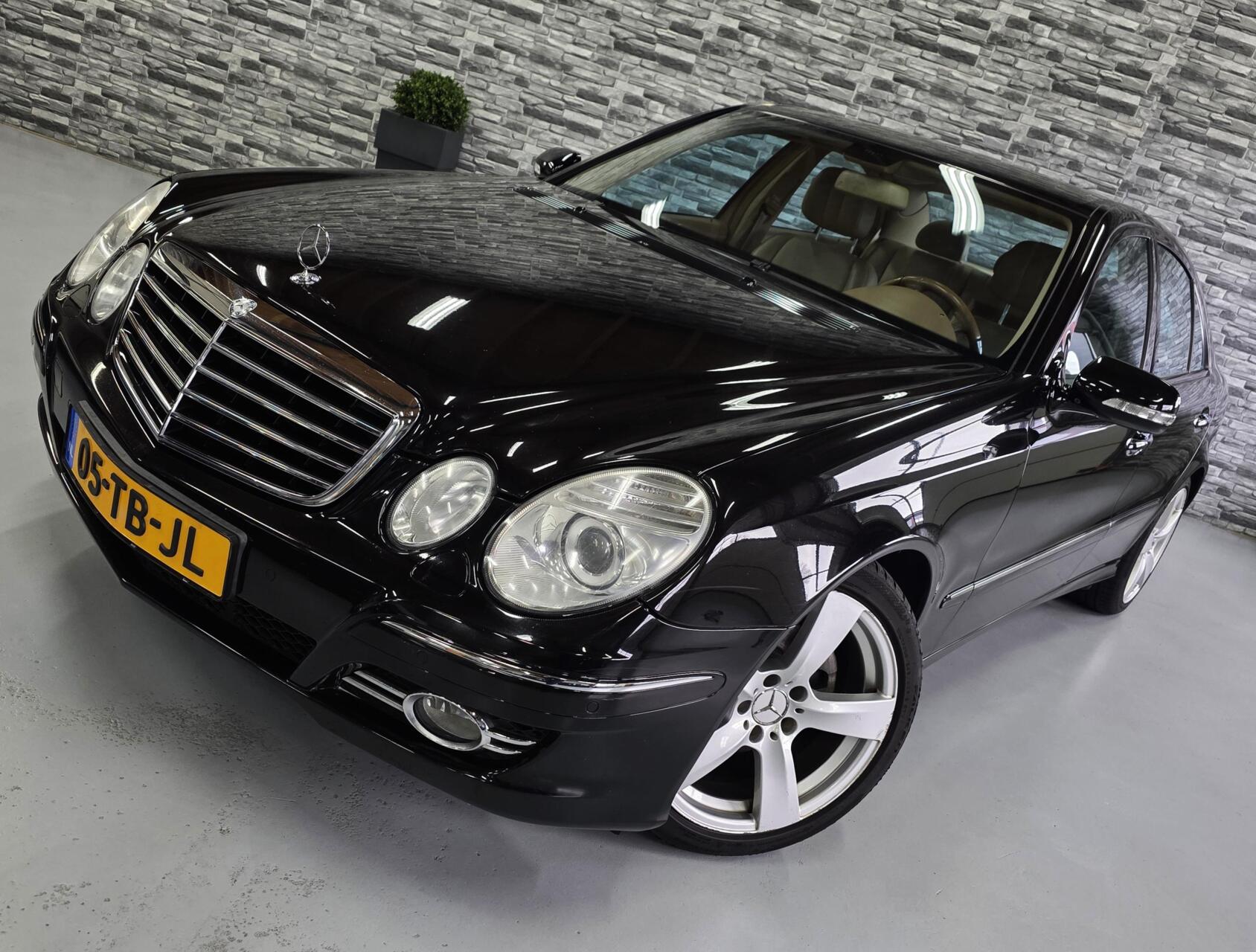 Foto van Mercedes-Benz E 280