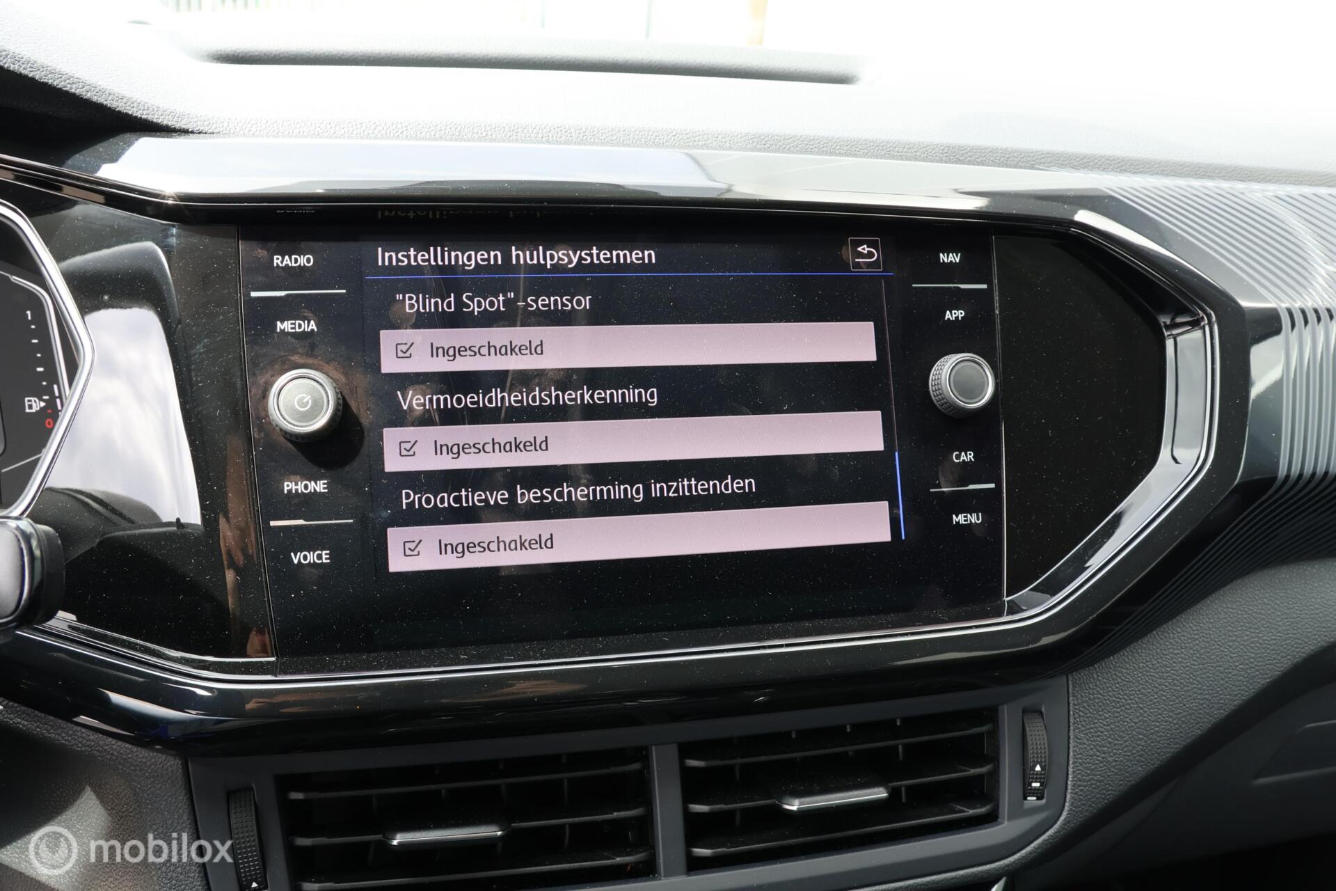 Foto van Volkswagen T-cross