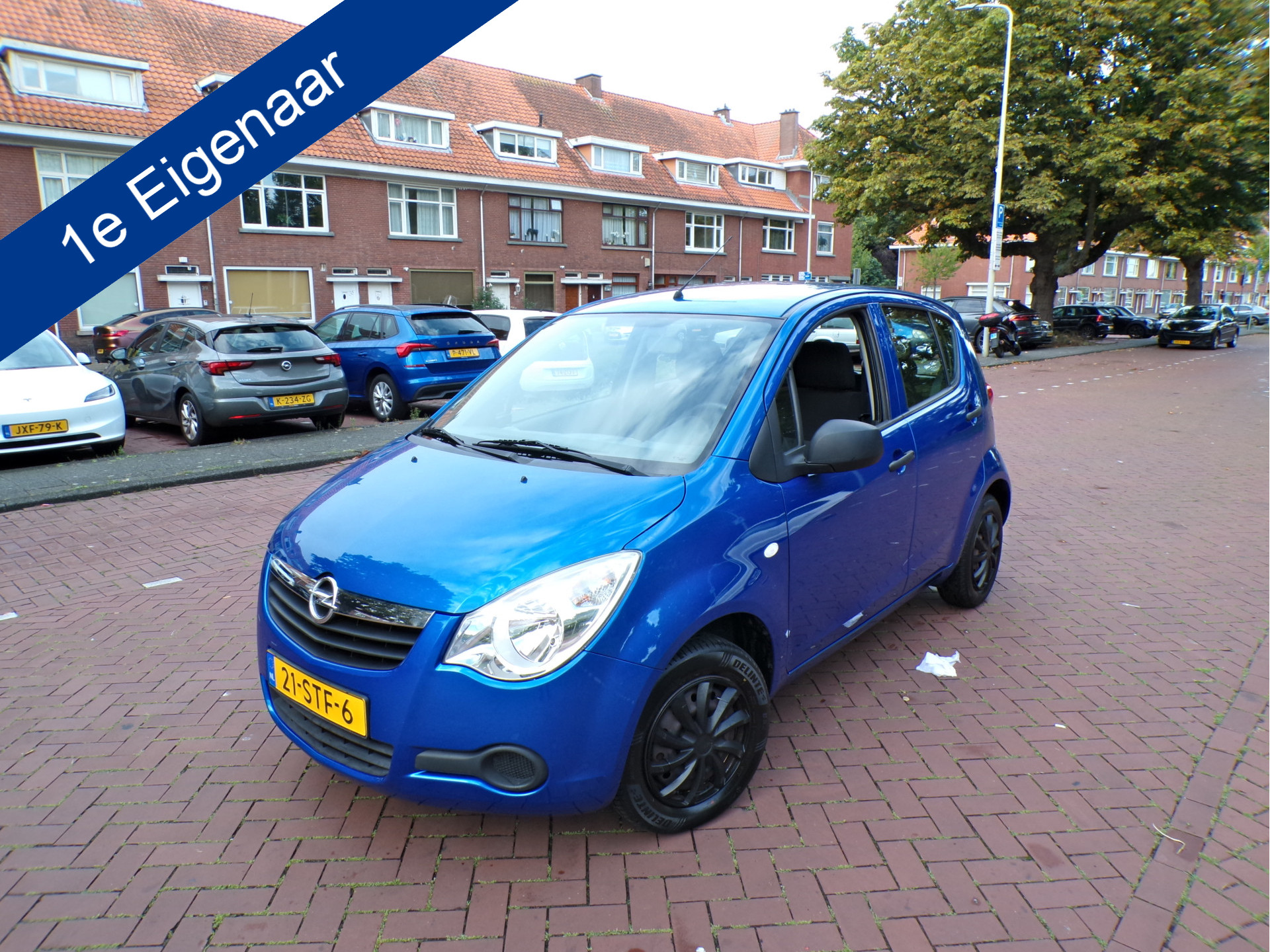 Opel Agila 1.0 Selection 2011 - voorkant