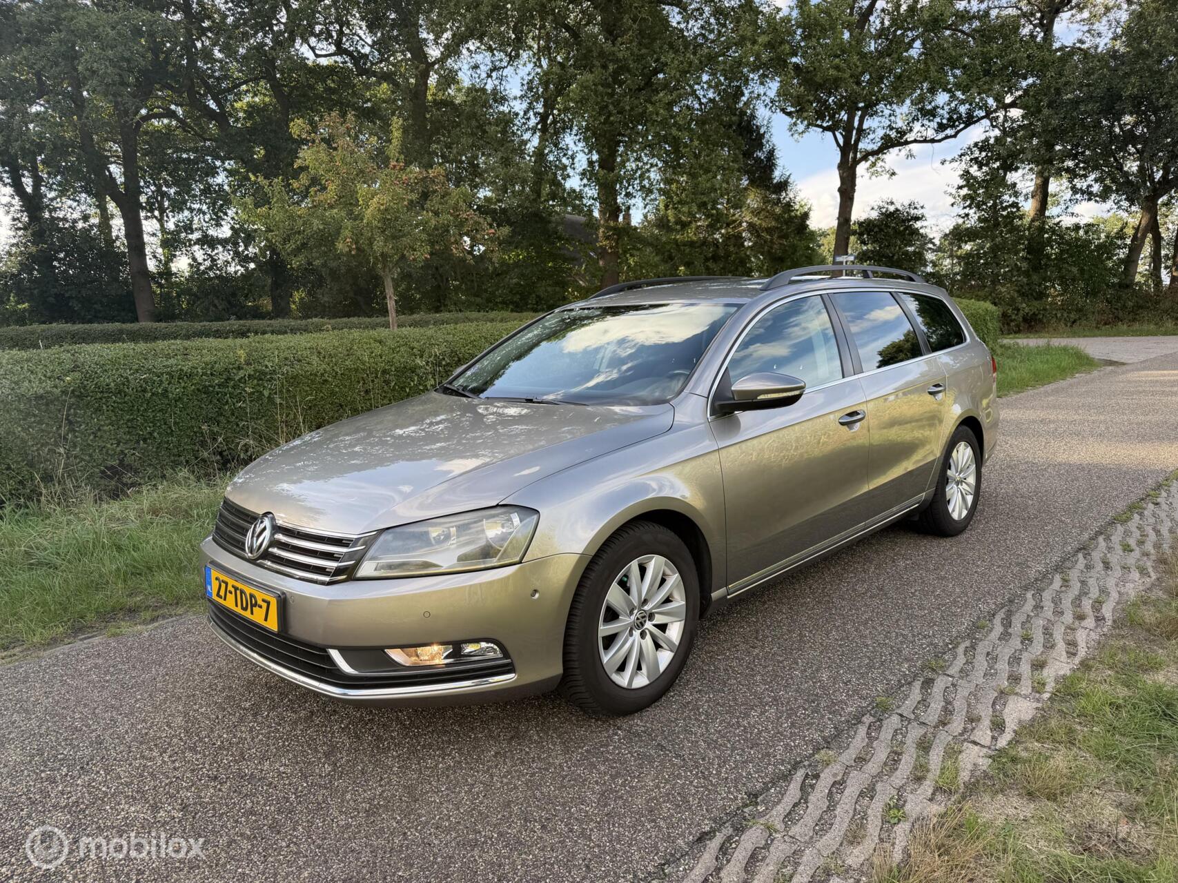 Volkswagen Passat 1.4 TSI Comfortline BlueMotion Nap 2012 - voorkant