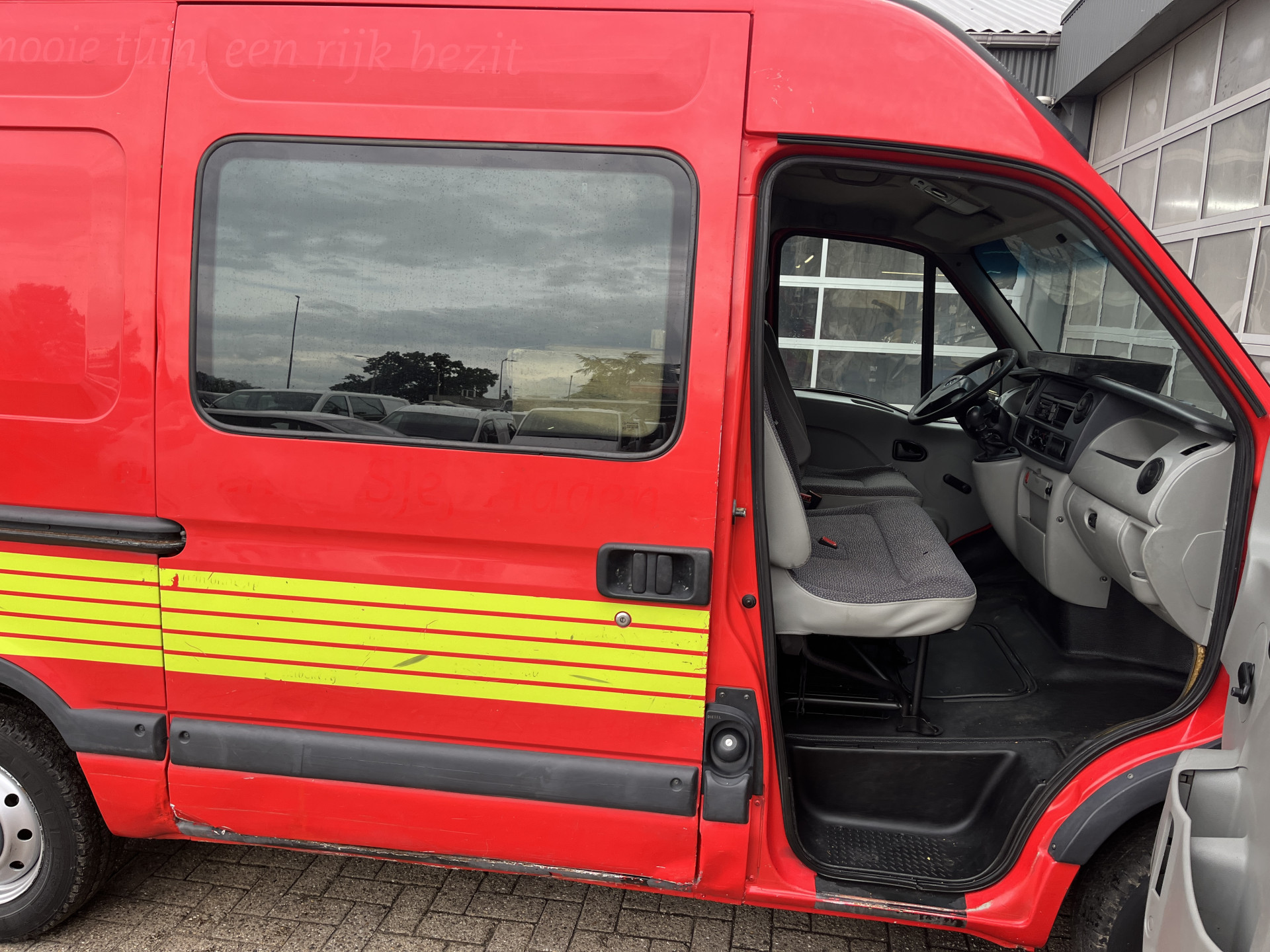 Foto van Opel Movano-2 2.5cdti/73kw 3.3t L1h2