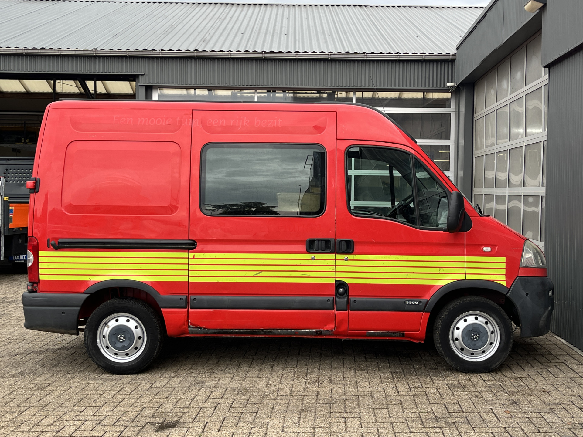 Foto van Opel Movano-2 2.5cdti/73kw 3.3t L1h2