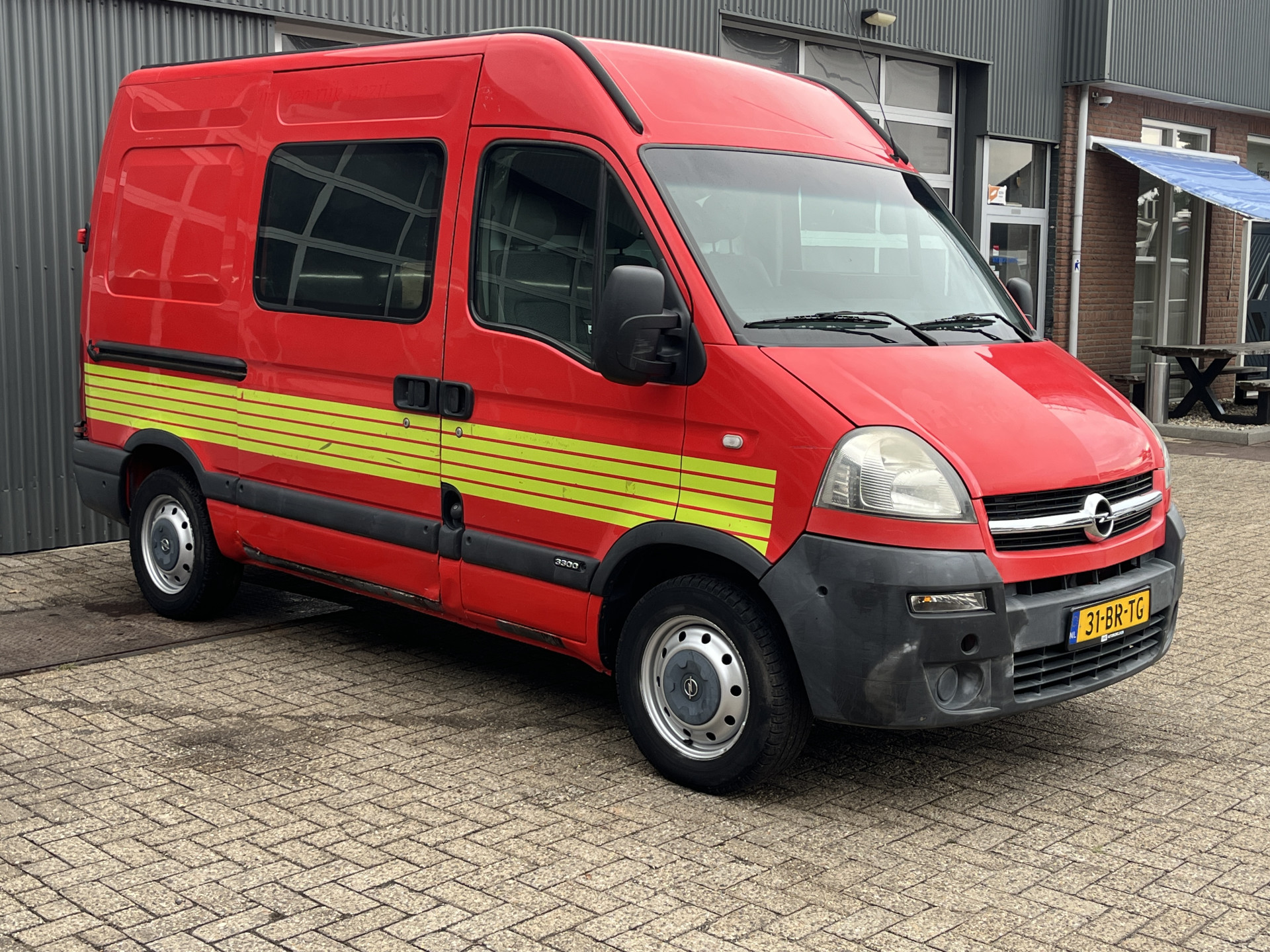 Opel Movano-2 2.5cdti/73kw 3.3t L1h2 2.5 CDTi L1H2 2004 - voorkant