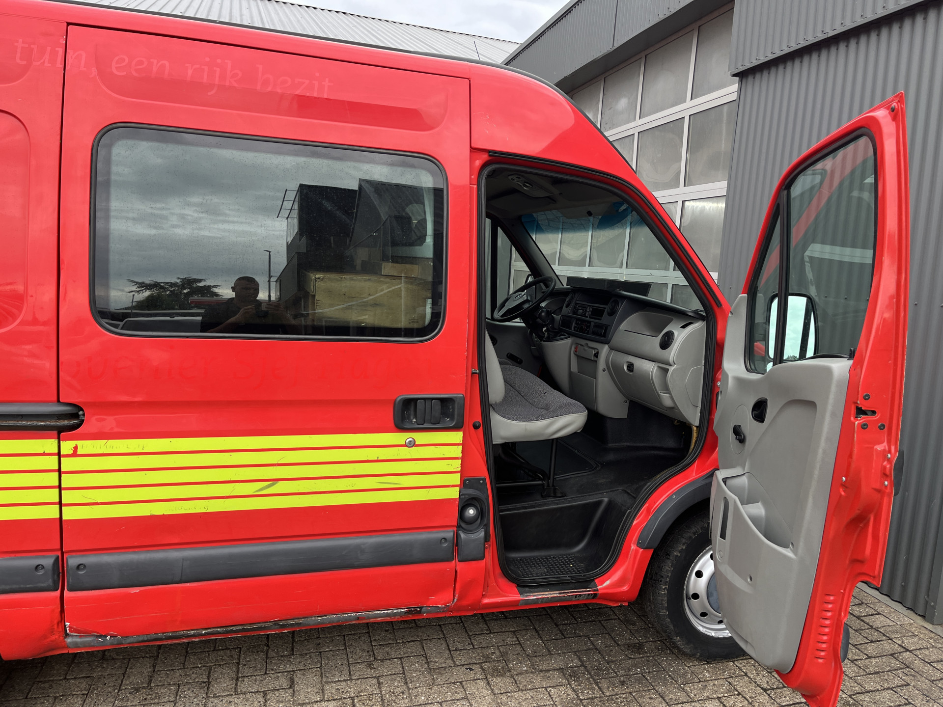 Foto van Opel Movano-2 2.5cdti/73kw 3.3t L1h2