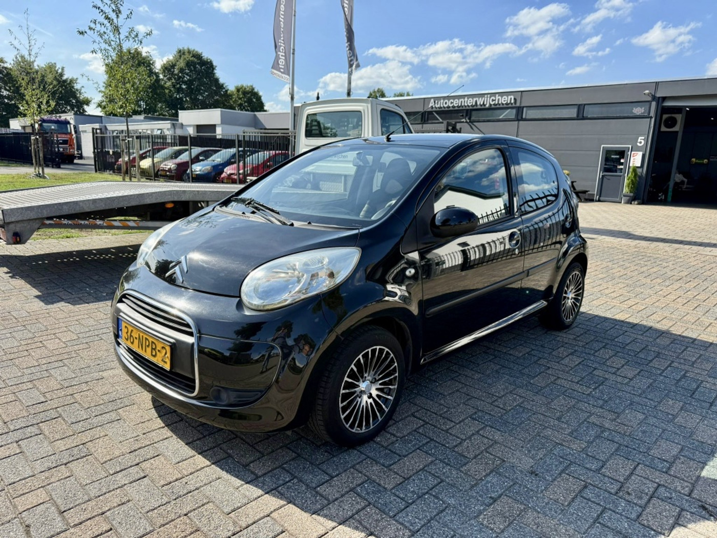 Citroen Citroen C1 1.0-12V Ambiance - Weinig km - Airco 2010 - voorkant