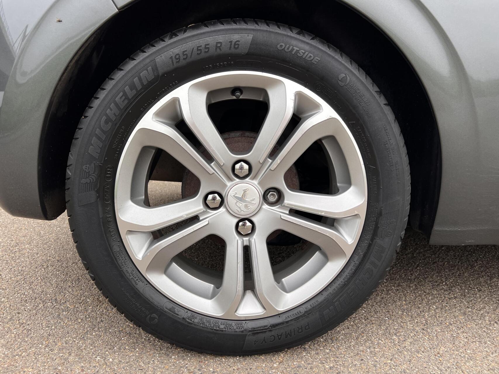 Foto van Peugeot 208