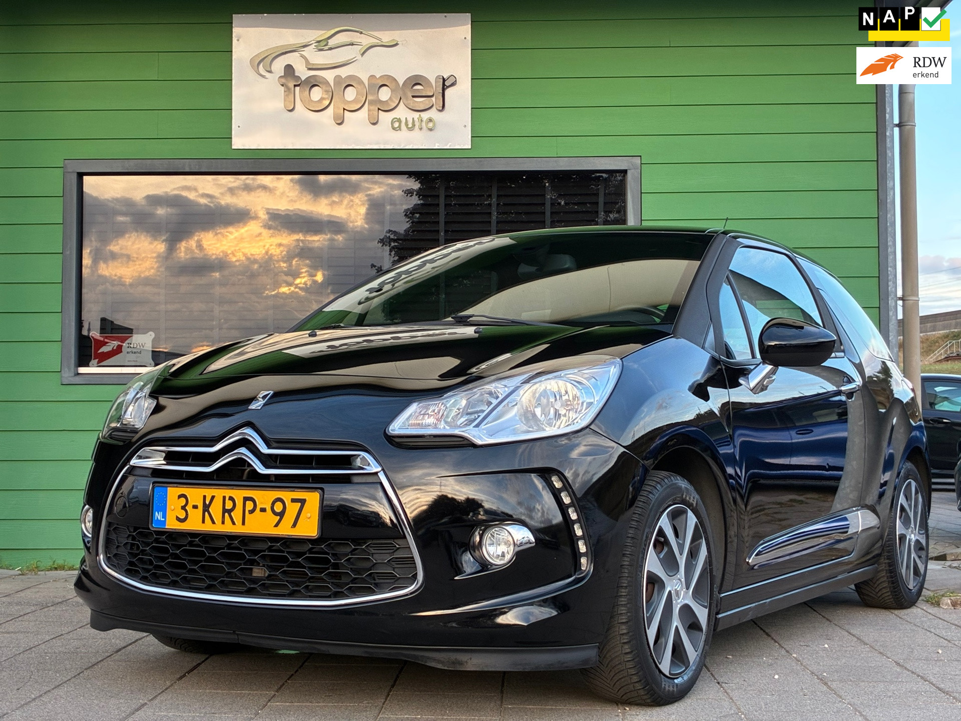 Citroen Ds3 1.2 VTi Chic|D-riem v.v.|CruiseControl|Climatronic|Trekhaak|Elektr.ramen|NAP| 2013 - voorkant