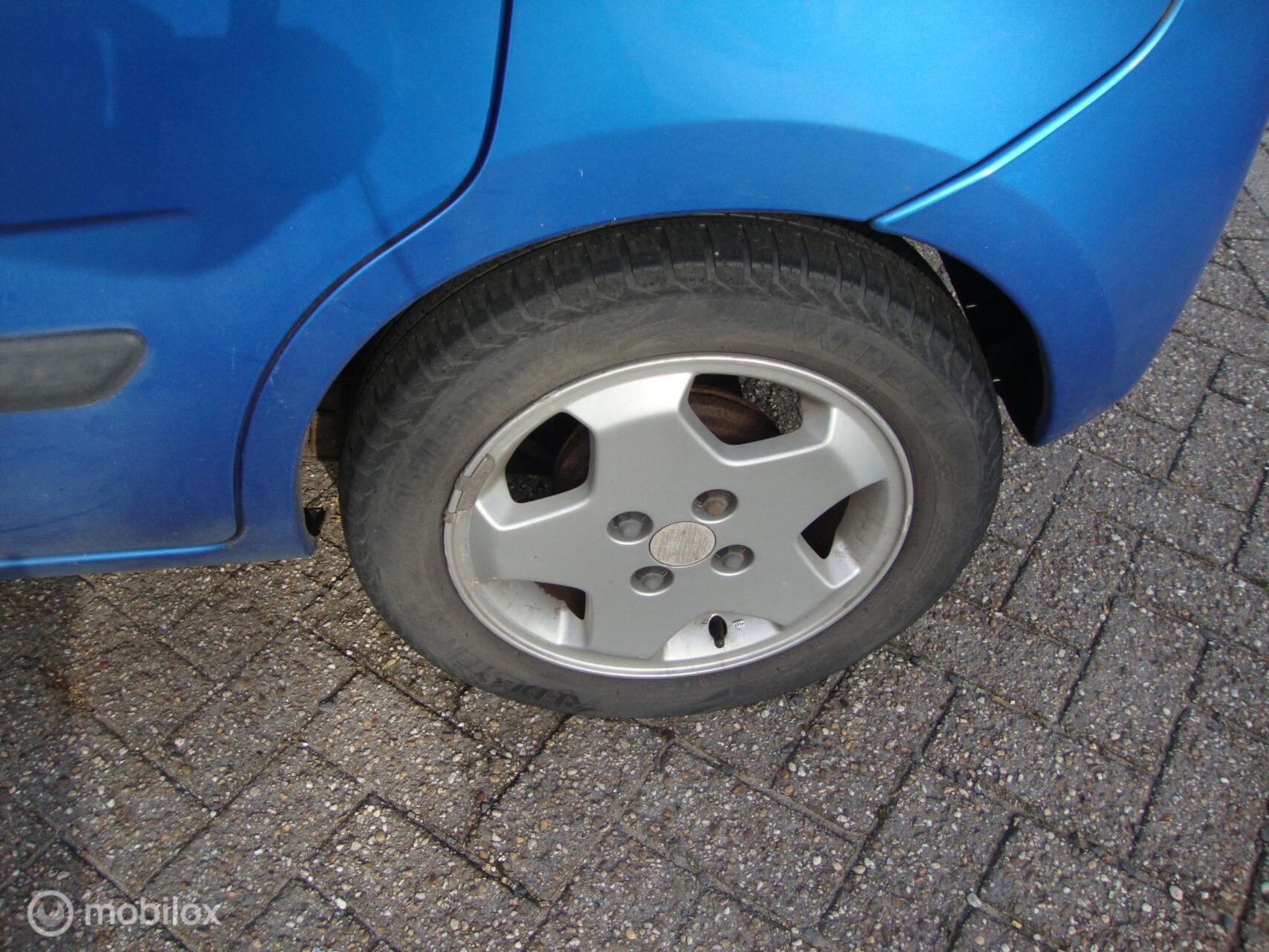Foto van Suzuki Wagon R