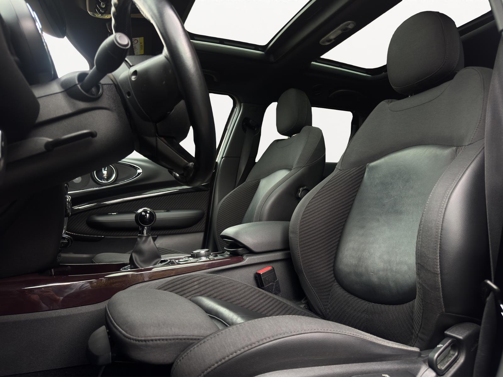 Foto van Mini Clubman Cooper