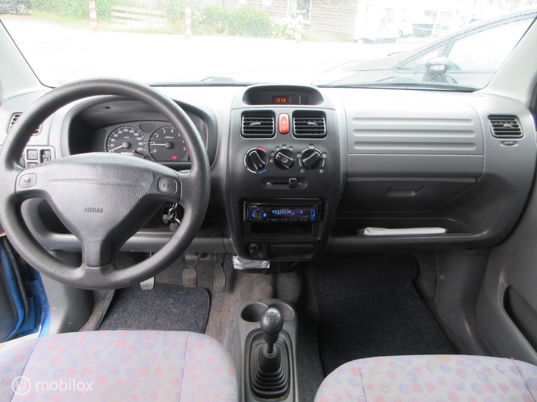 Foto van Suzuki Wagon R