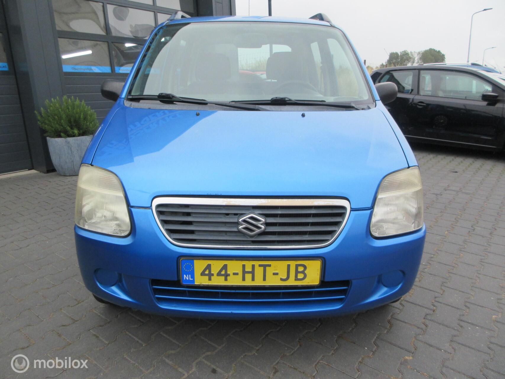 Foto van Suzuki Wagon R