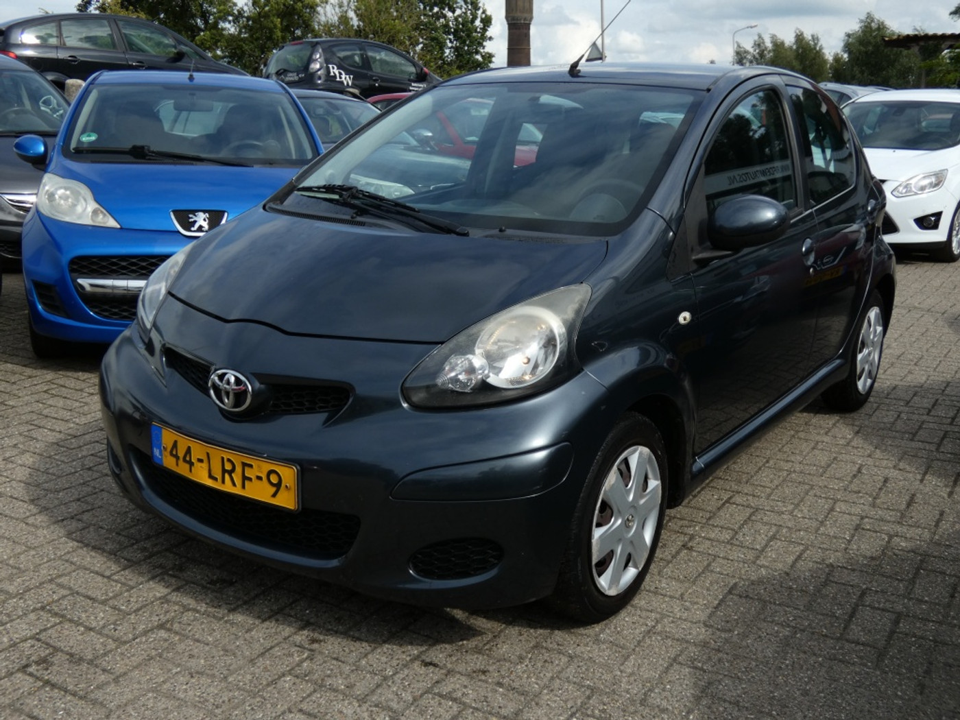 Toyota Toyota Aygo 1.0-12V Comfort 2010 - voorkant