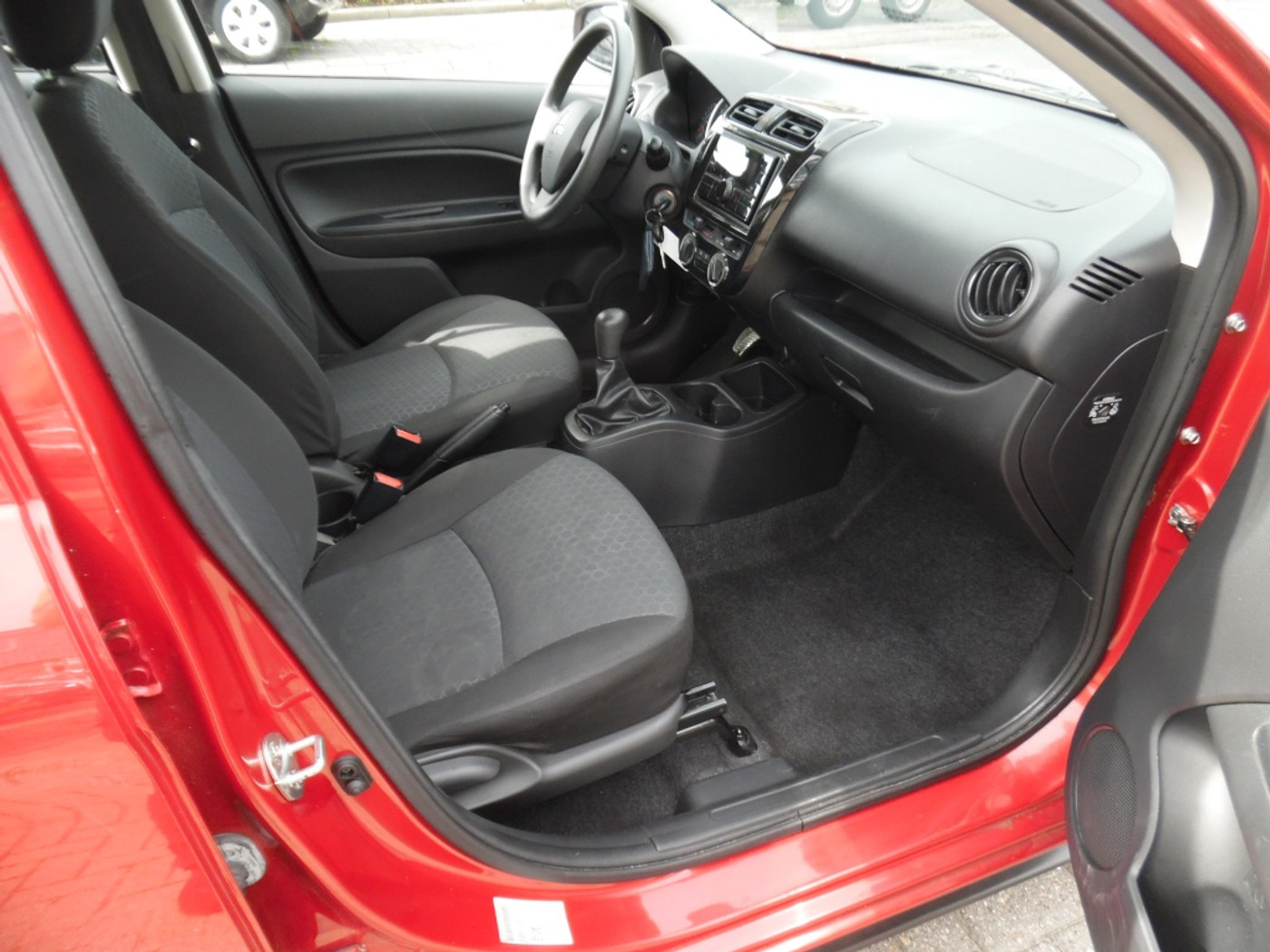Foto van Mitsubishi Mitsubishi Space Star