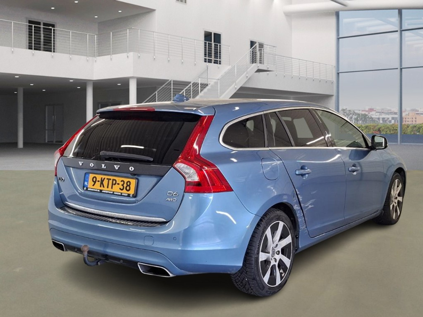 Foto van Volvo V60 Plug In Hybrid