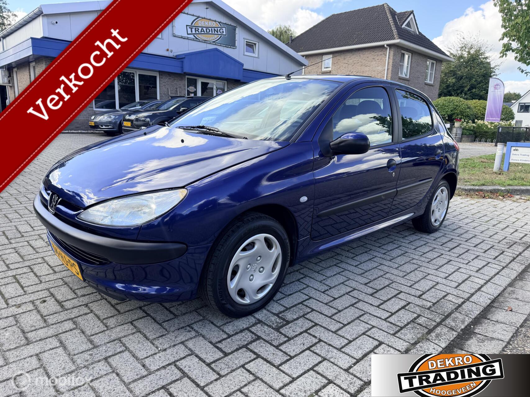 Peugeot 206 1.4 XT 5 drs trekhaak opendak 2001 - voorkant