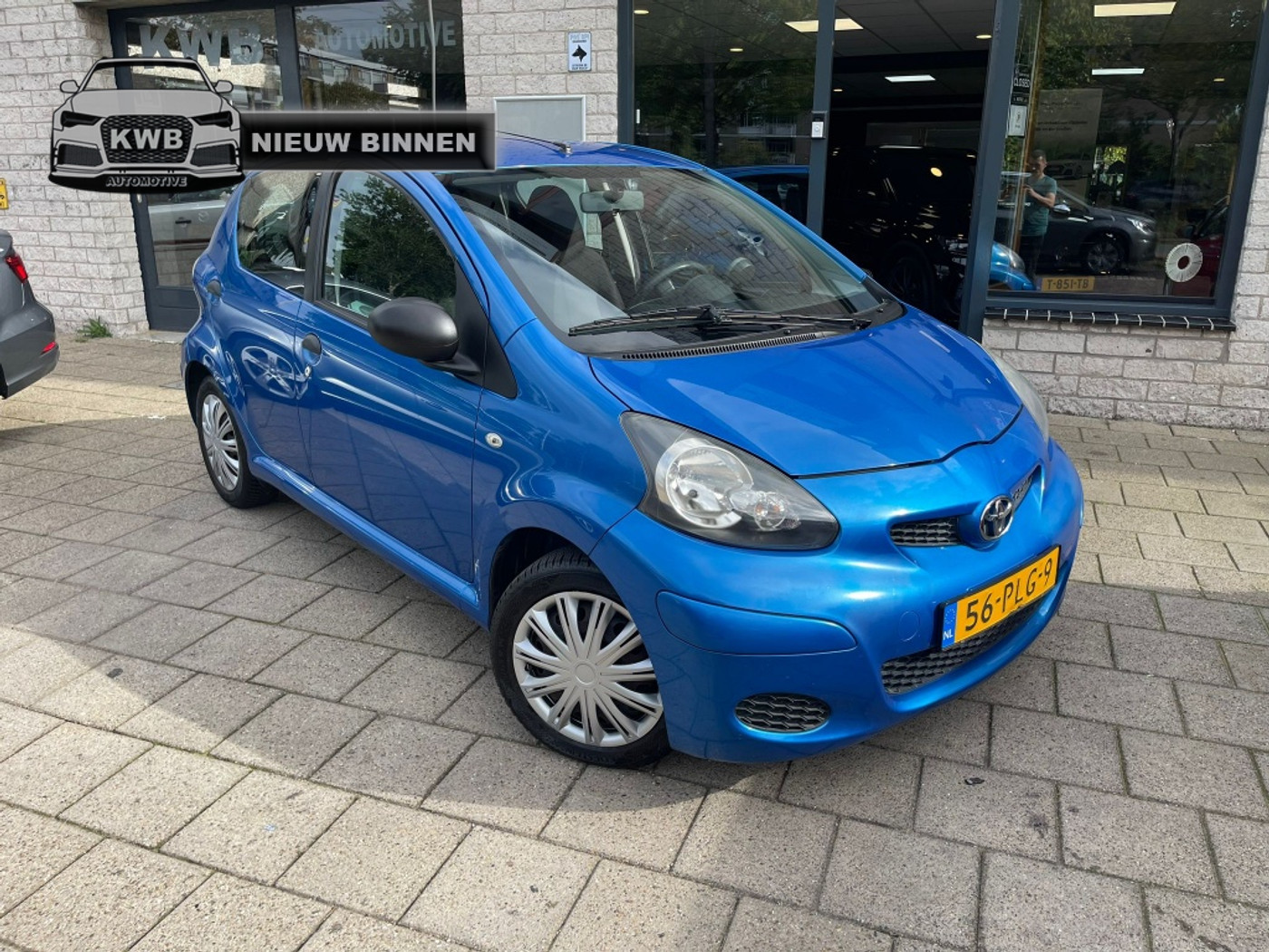 Toyota Toyota Aygo 1.0-12V 5Drs Airco Nieuwe apk Beurt NAP 2011 - voorkant