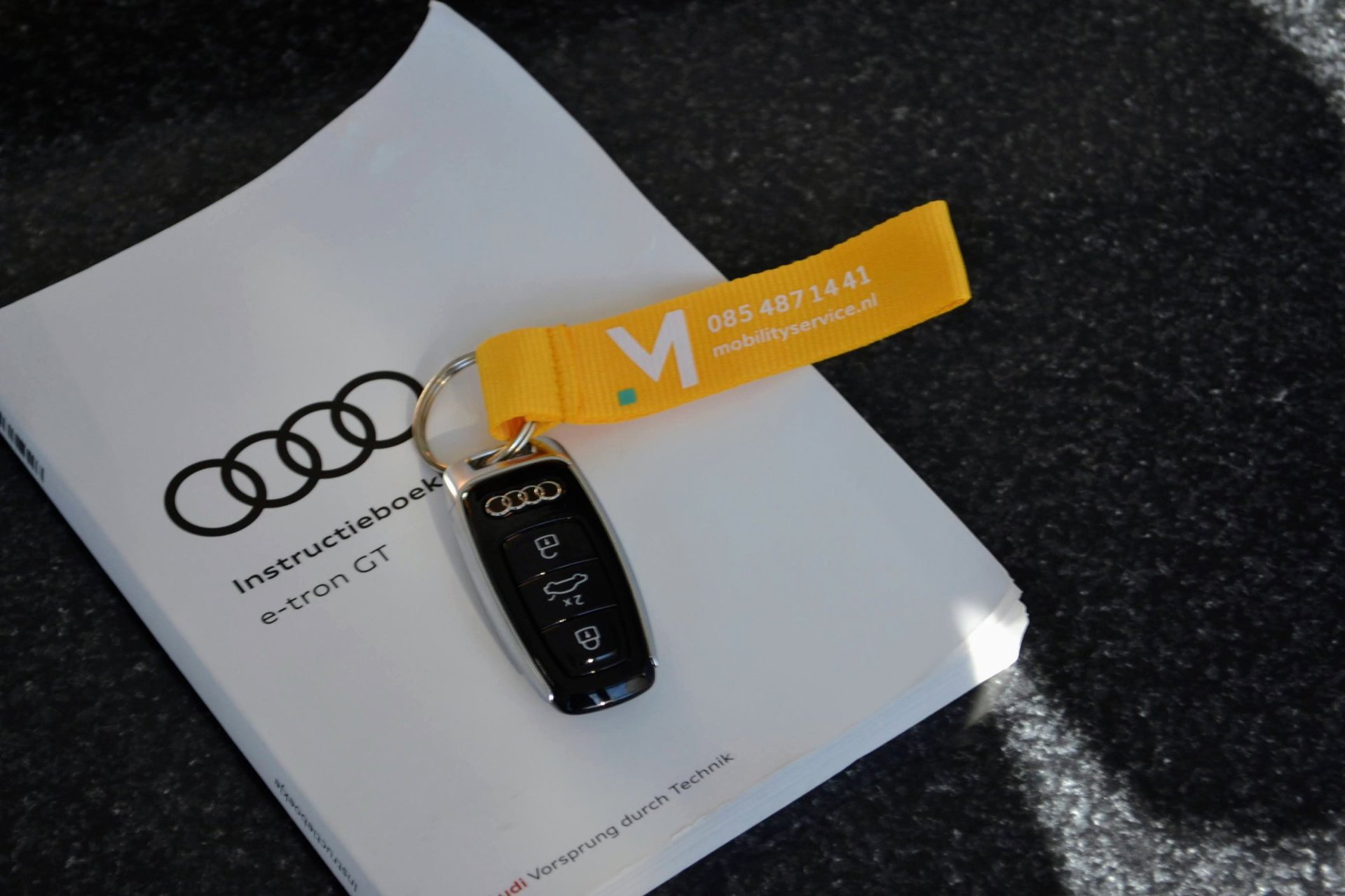 Foto van Audi E-tron GT