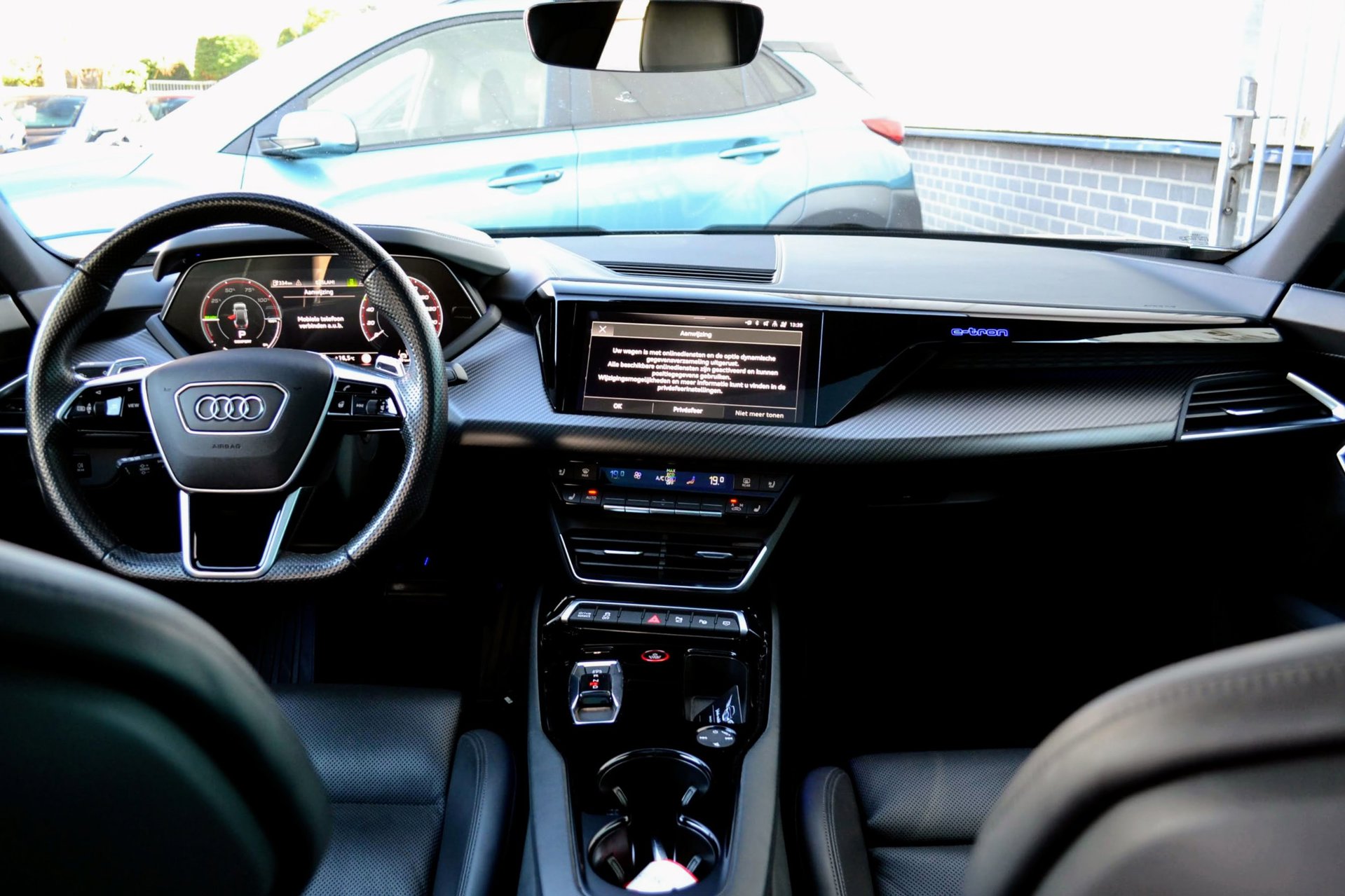 Foto van Audi E-tron GT