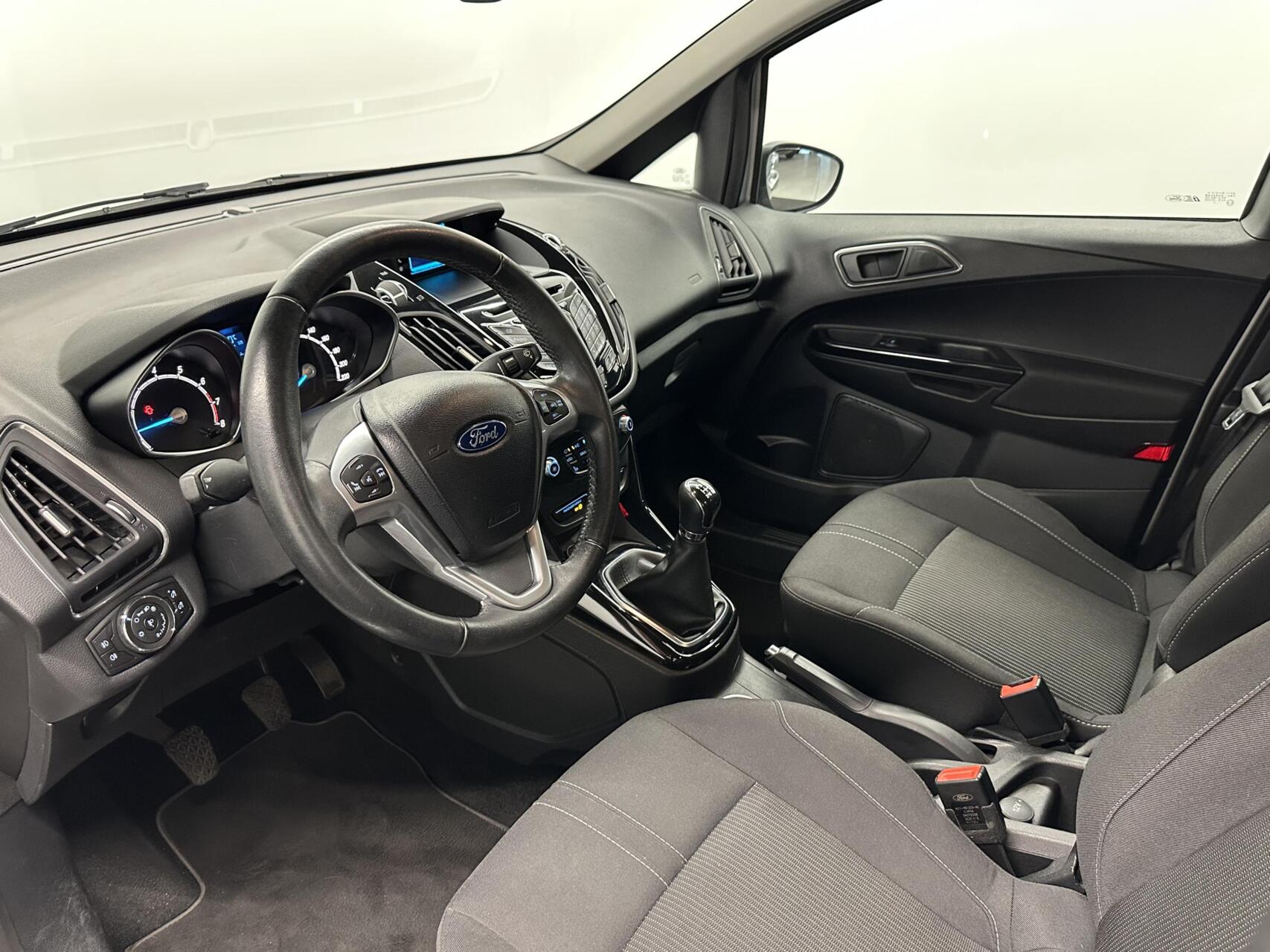 Foto van Ford B-max