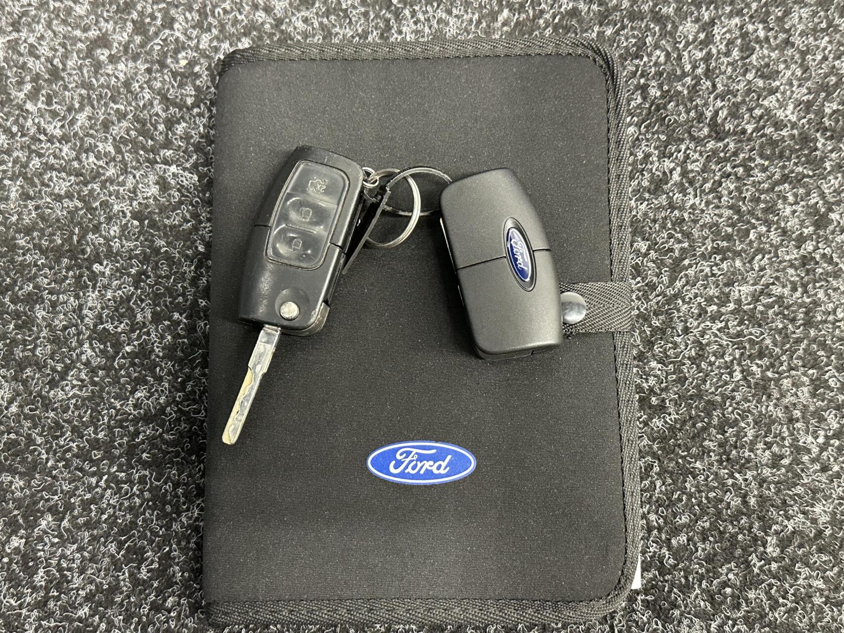 Foto van Ford B-max