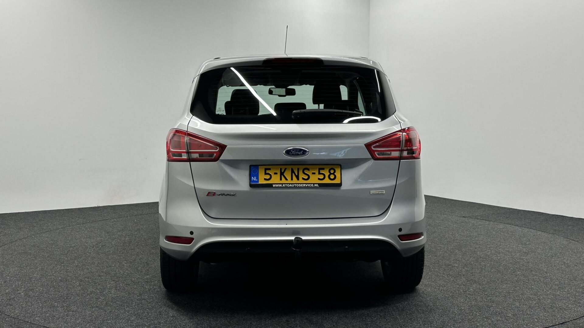Foto van Ford B-max