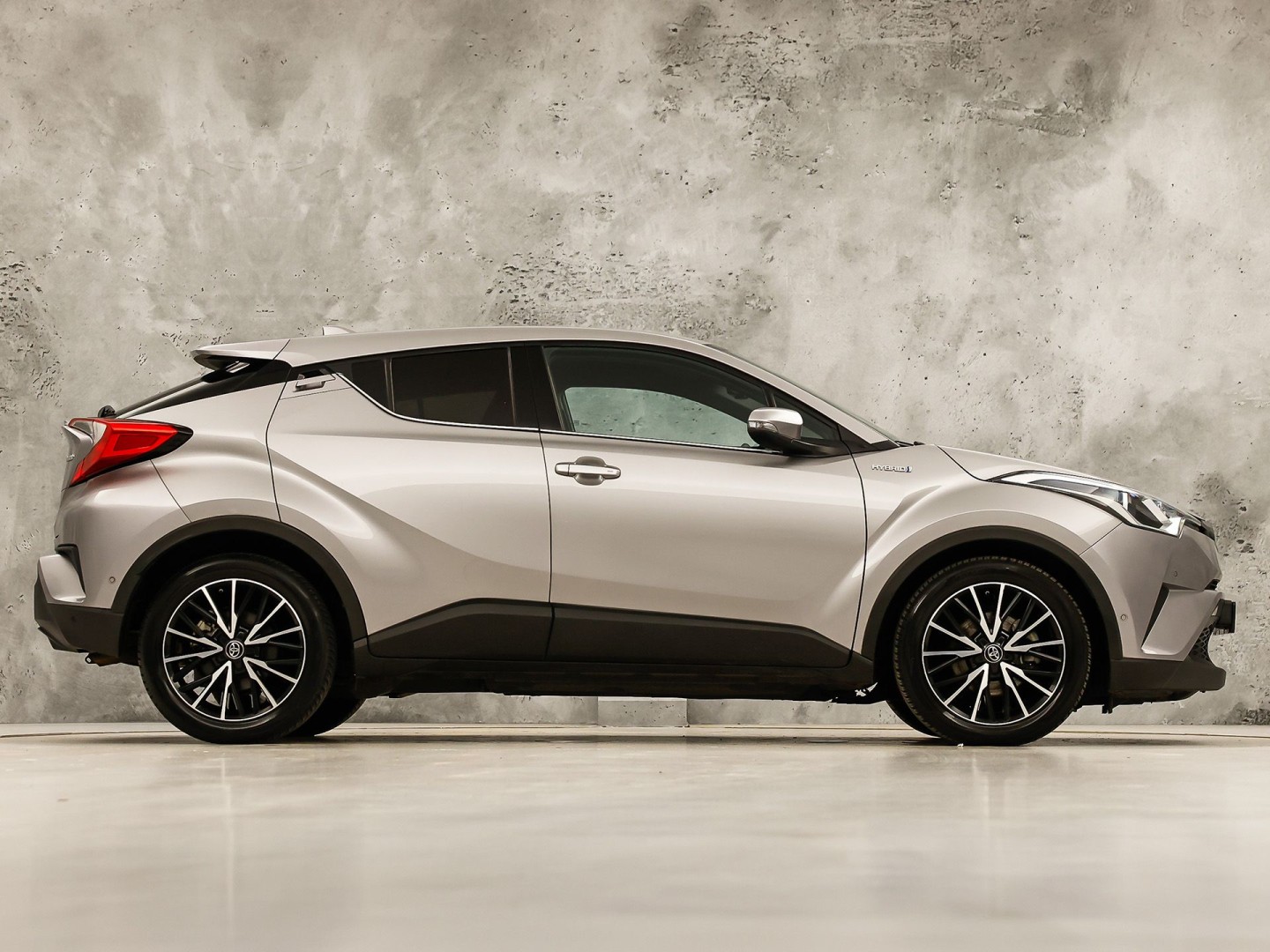 Foto van Toyota Toyota C-hr