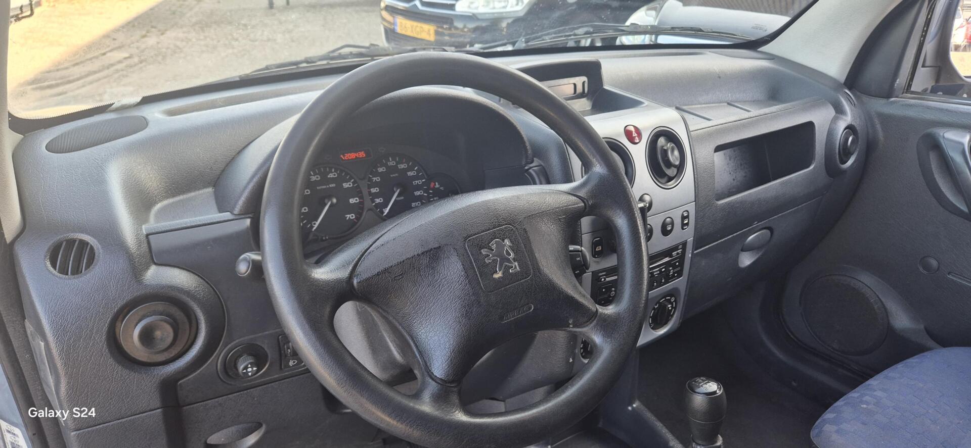 Foto van Peugeot Partner 170c 1.6hdi - 55kw