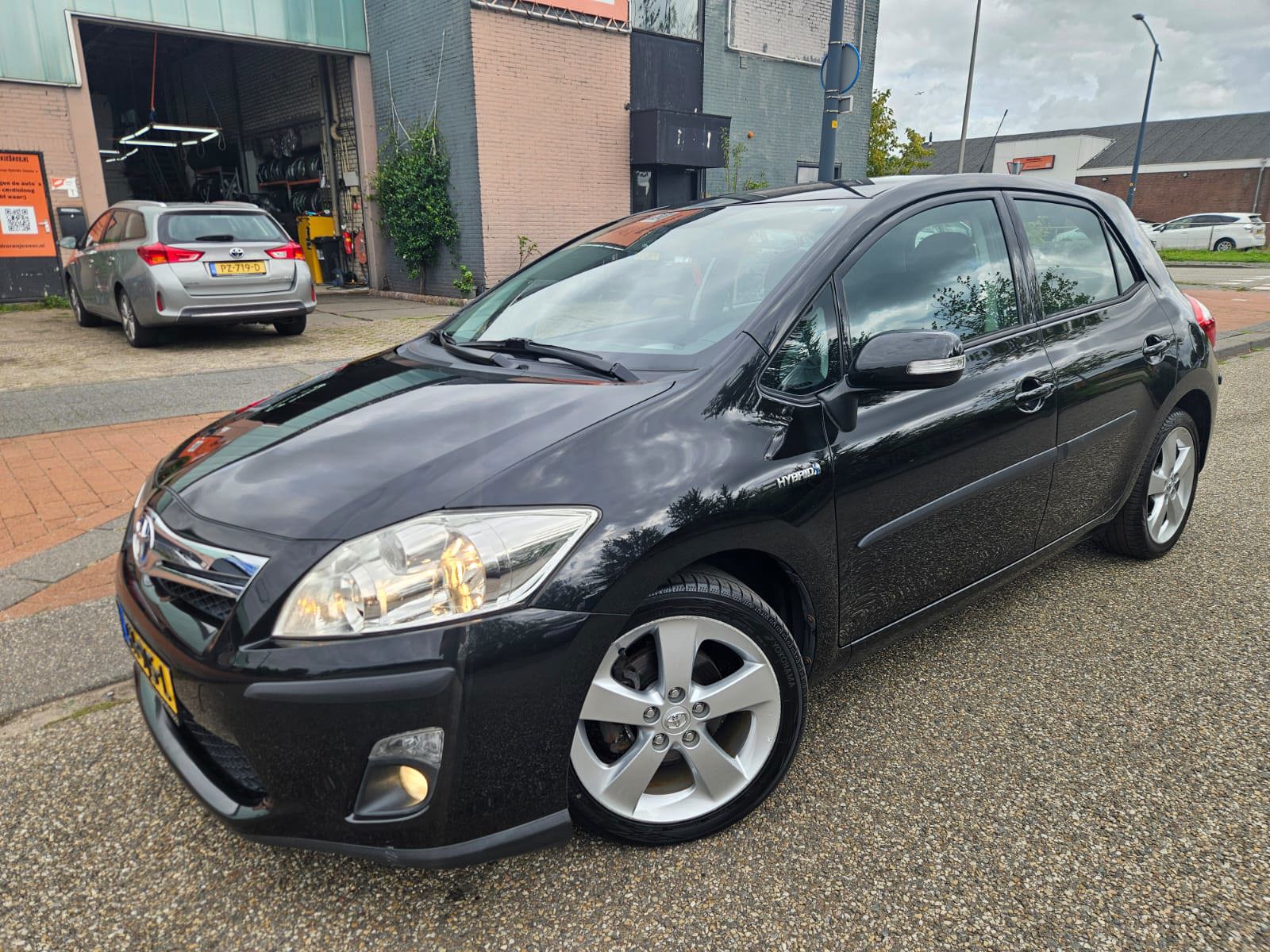 Toyota Toyota Auris 1.8 Full Hybrid Dynamic GARANTIE 2011 - voorkant