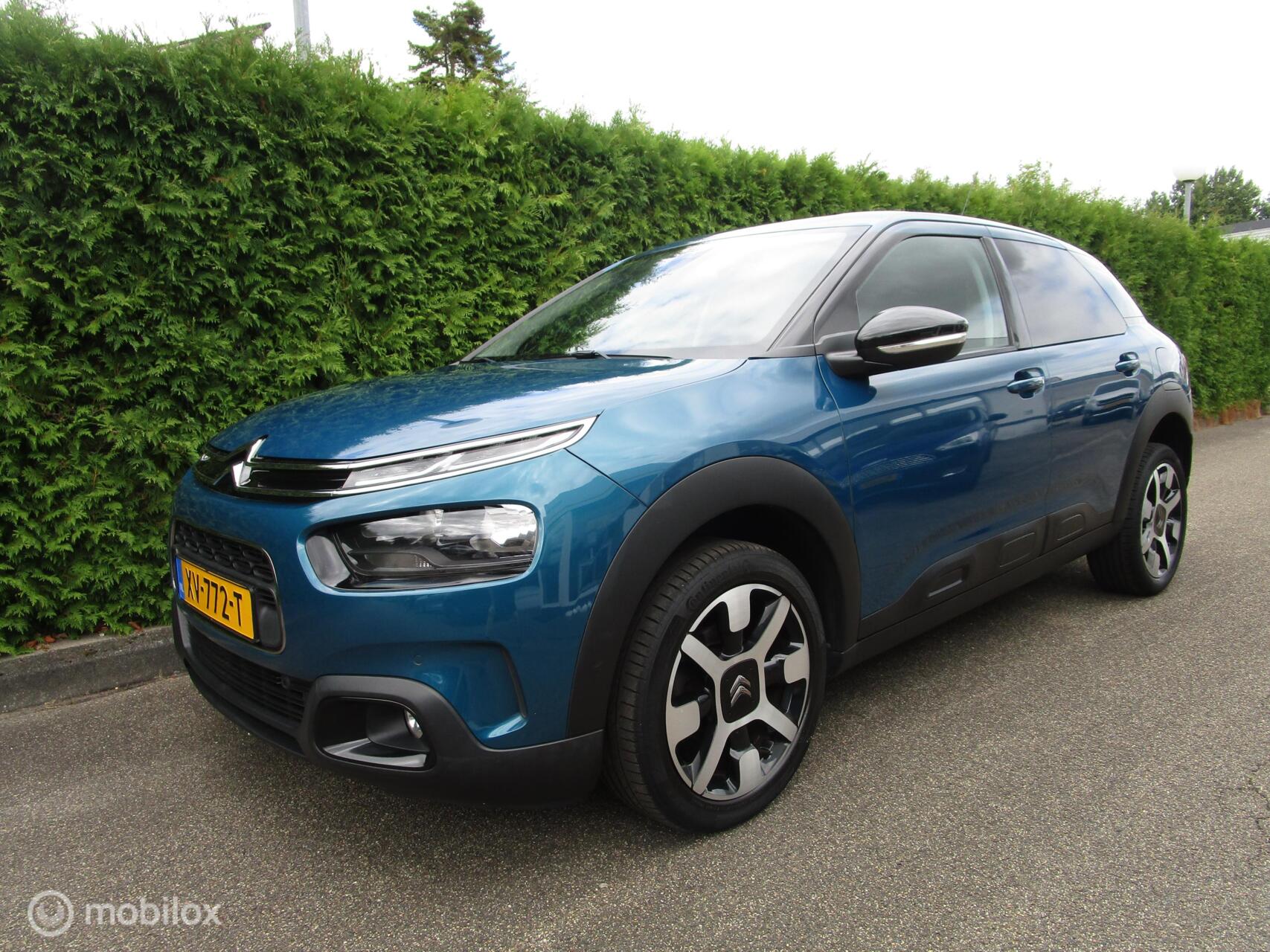 Citroen C4 Cactus 1.2 110 SHINE - NAVIGATIE - LEDER - LMV 2019 - voorkant