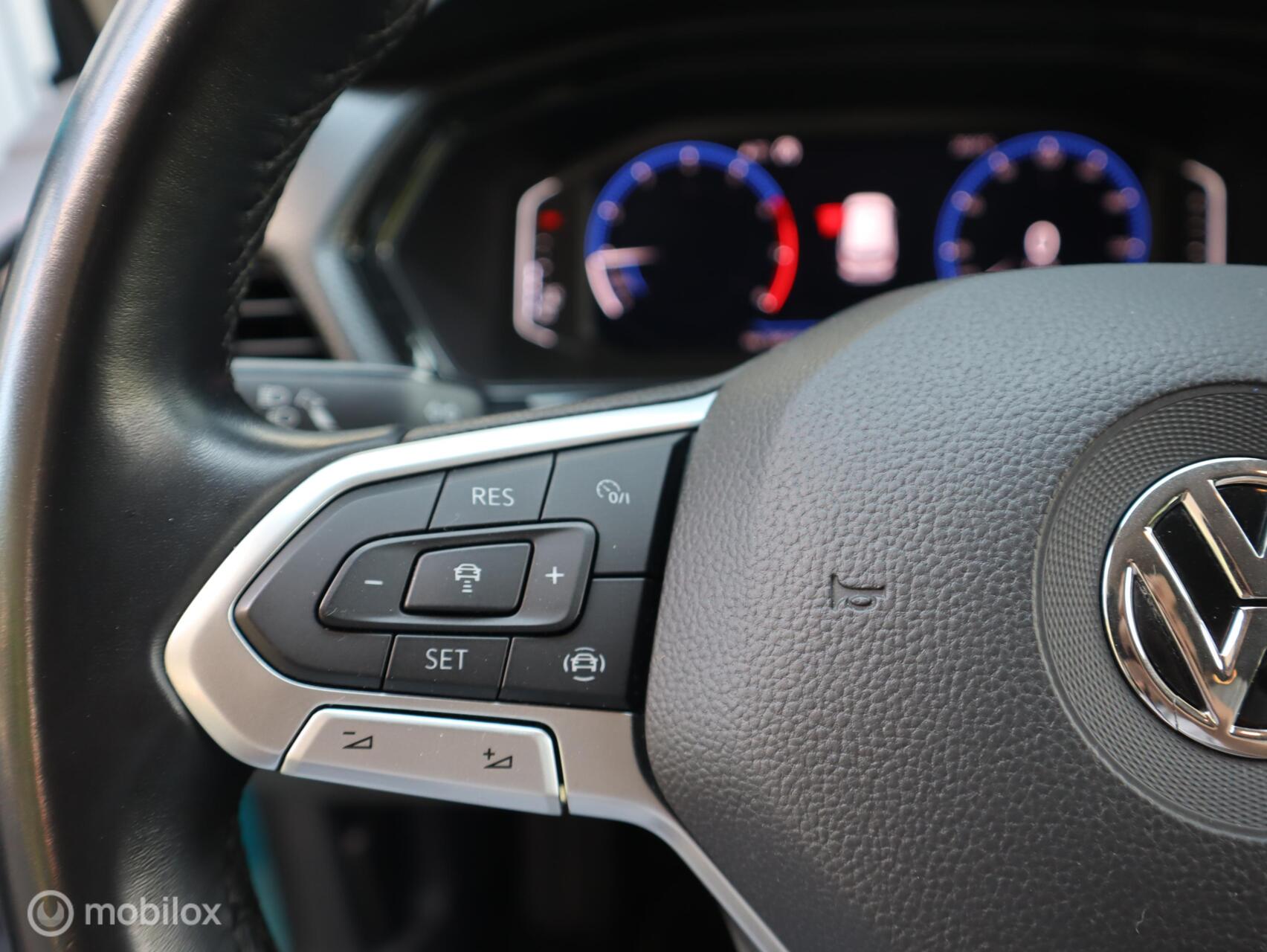 Foto van Volkswagen T-cross