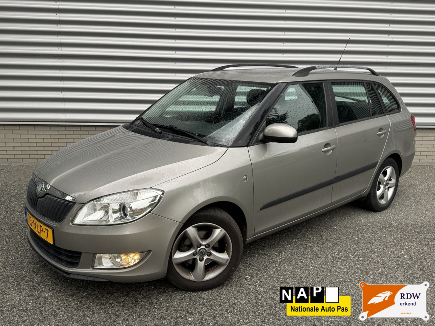 Skoda Fabia 1.2 TDI Airco NAP 2010 - voorkant