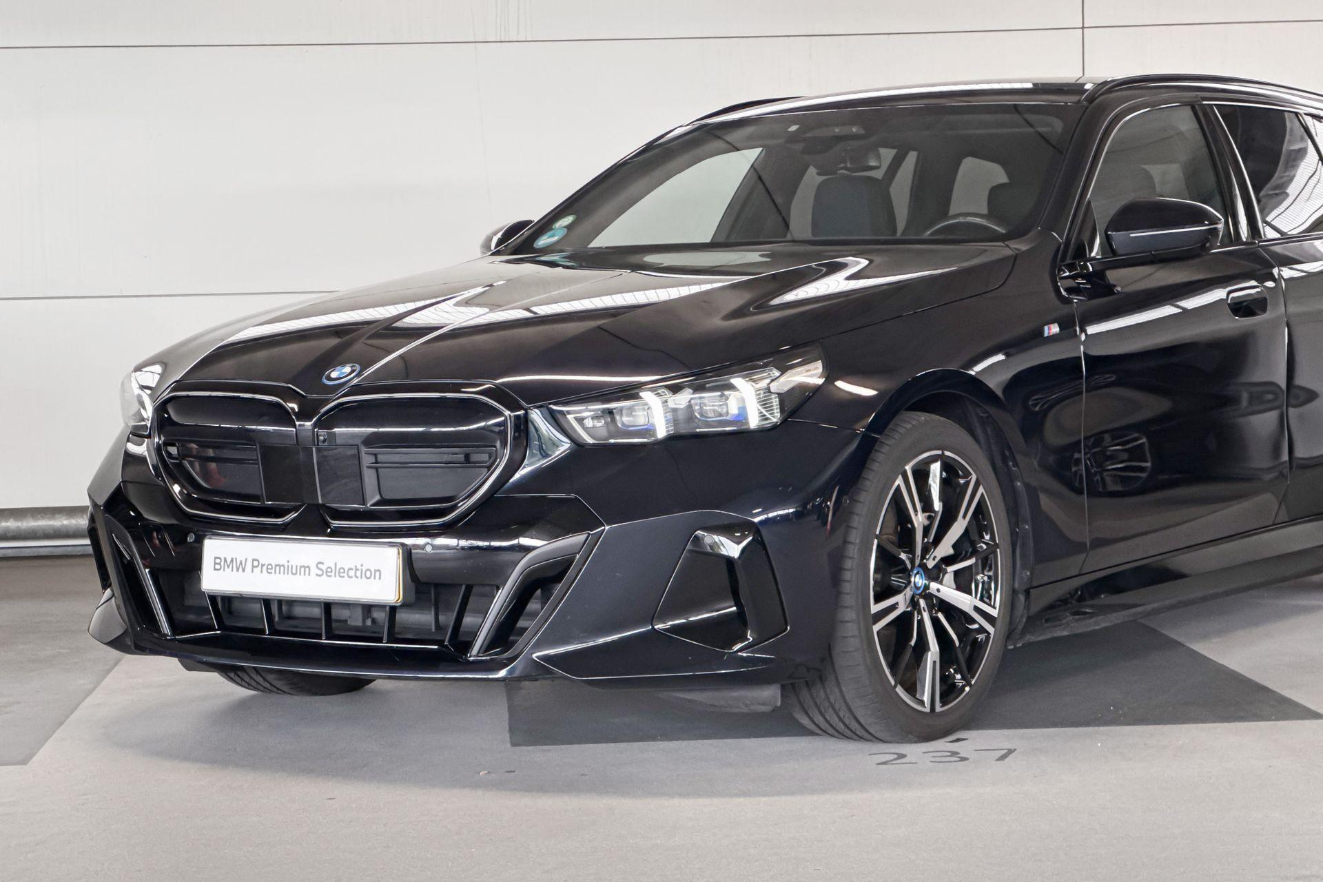 Foto van BMW I5 Edrive40