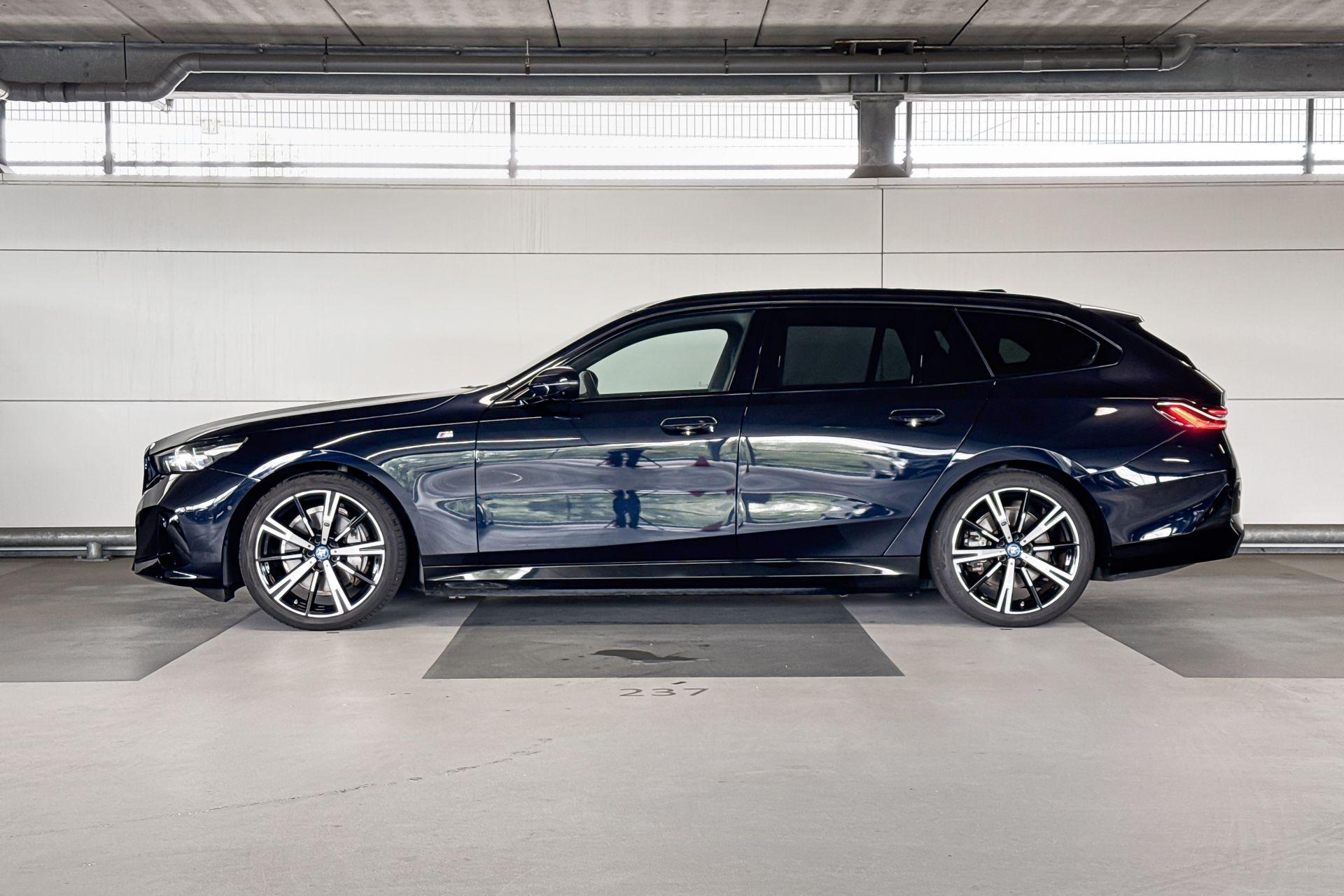 Foto van BMW I5 Edrive40
