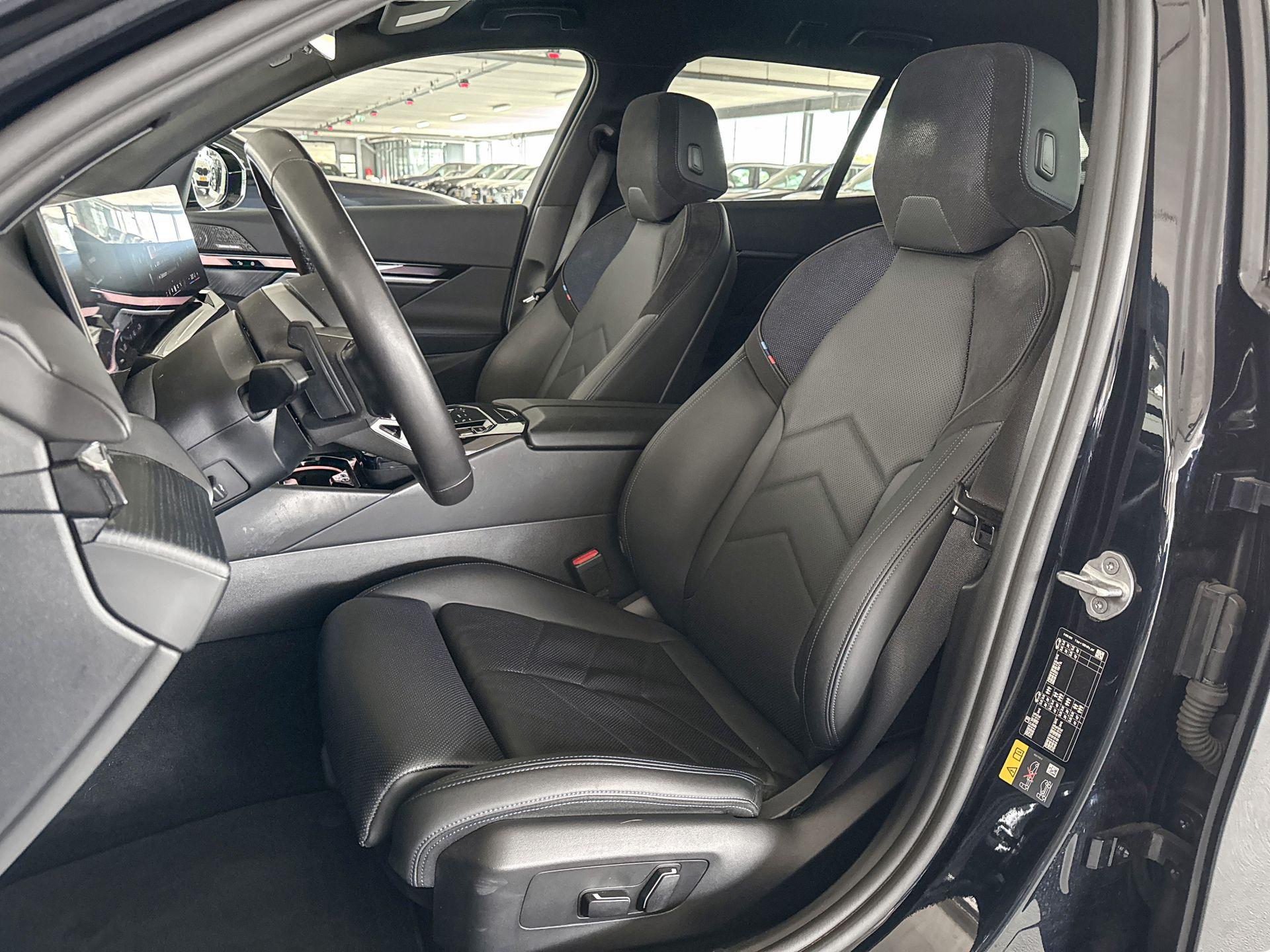 Foto van BMW I5 Edrive40