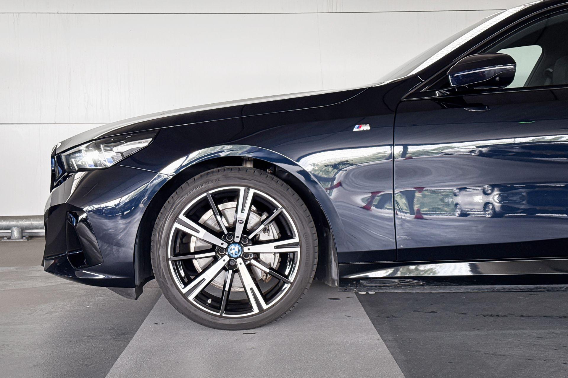 Foto van BMW I5 Edrive40