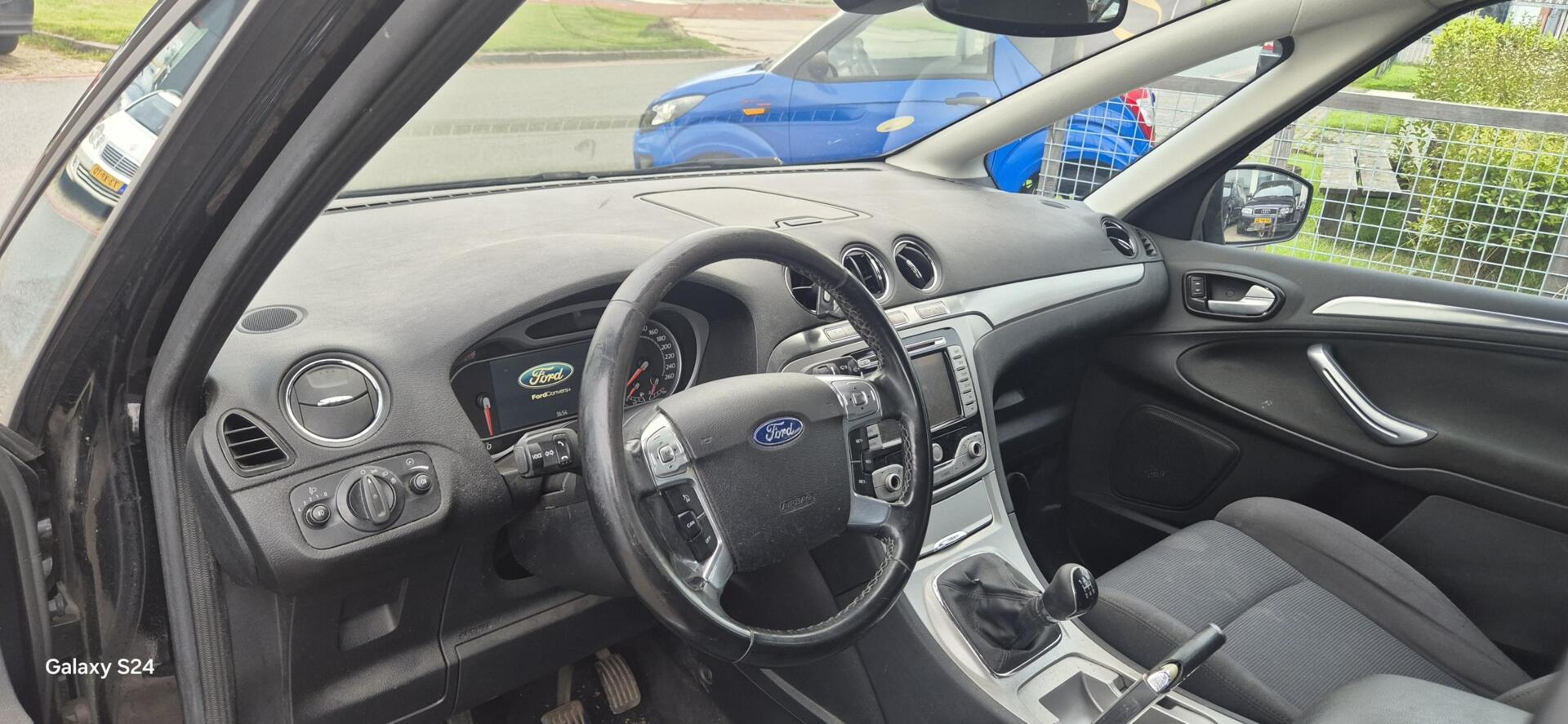 Foto van Ford S-max